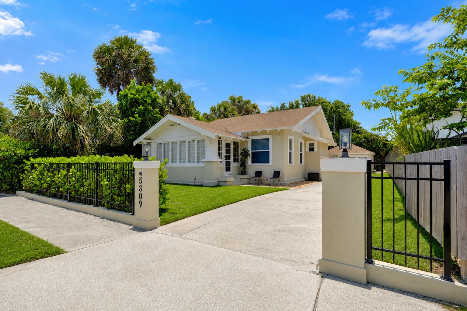 5309 N Flagler Drive — photo