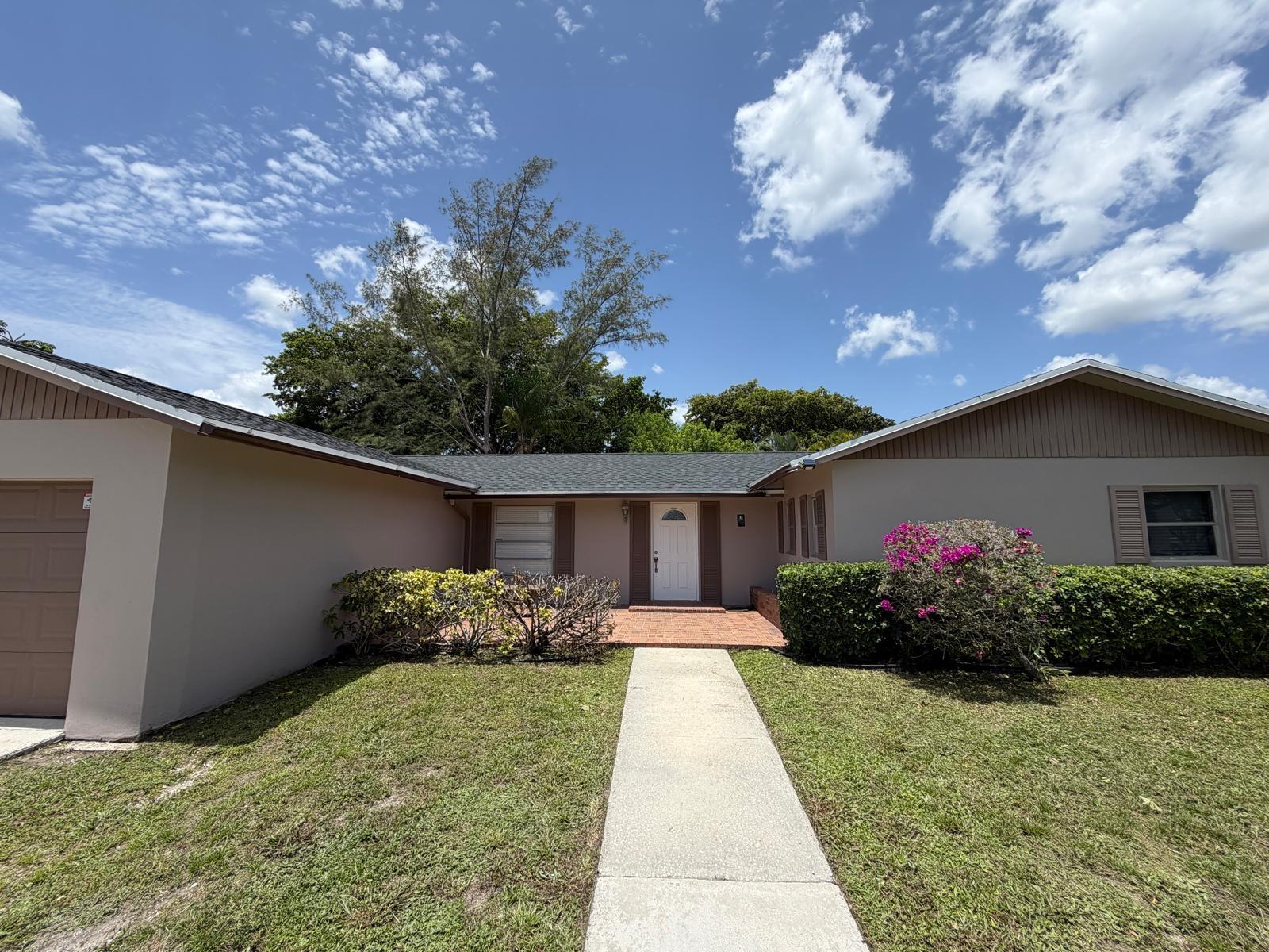 10241 Sleepy Brook Way — photo