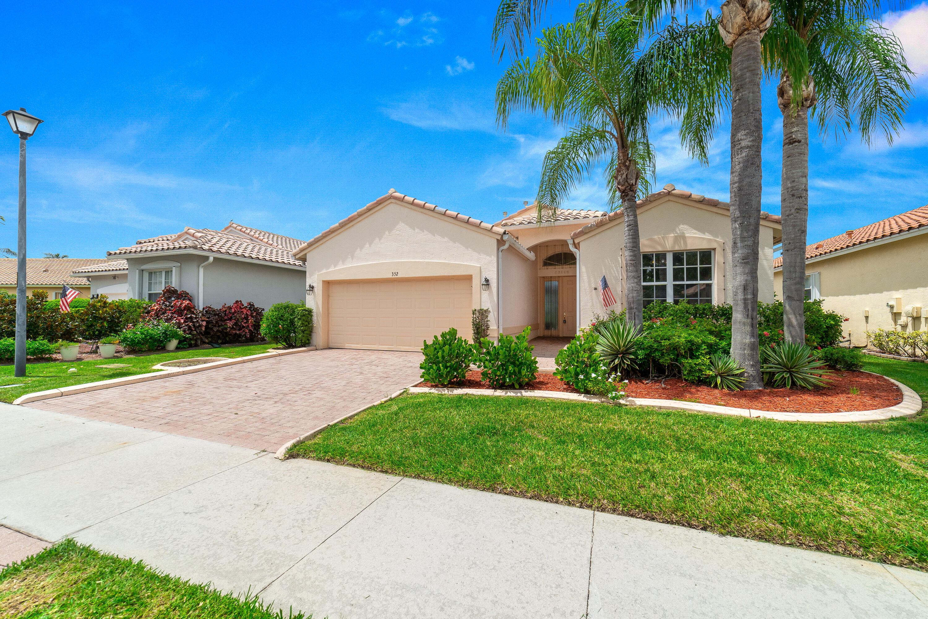 352 Springview Loop, Port St Lucie, FL 34986