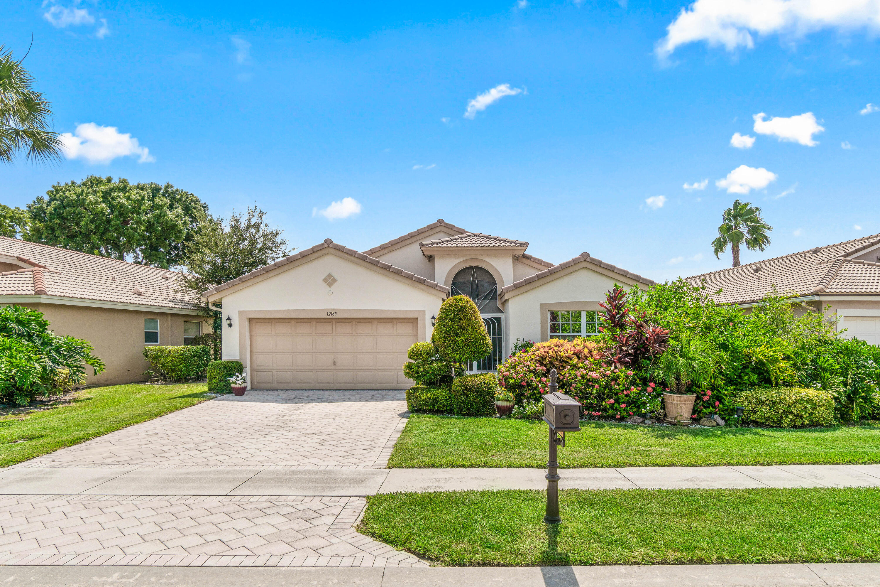 12185 Castle Pines Road — photo