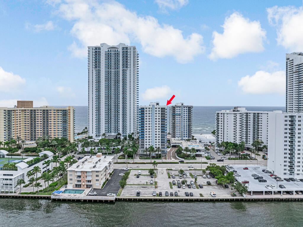 2751 S Ocean Drive 1008 — photo