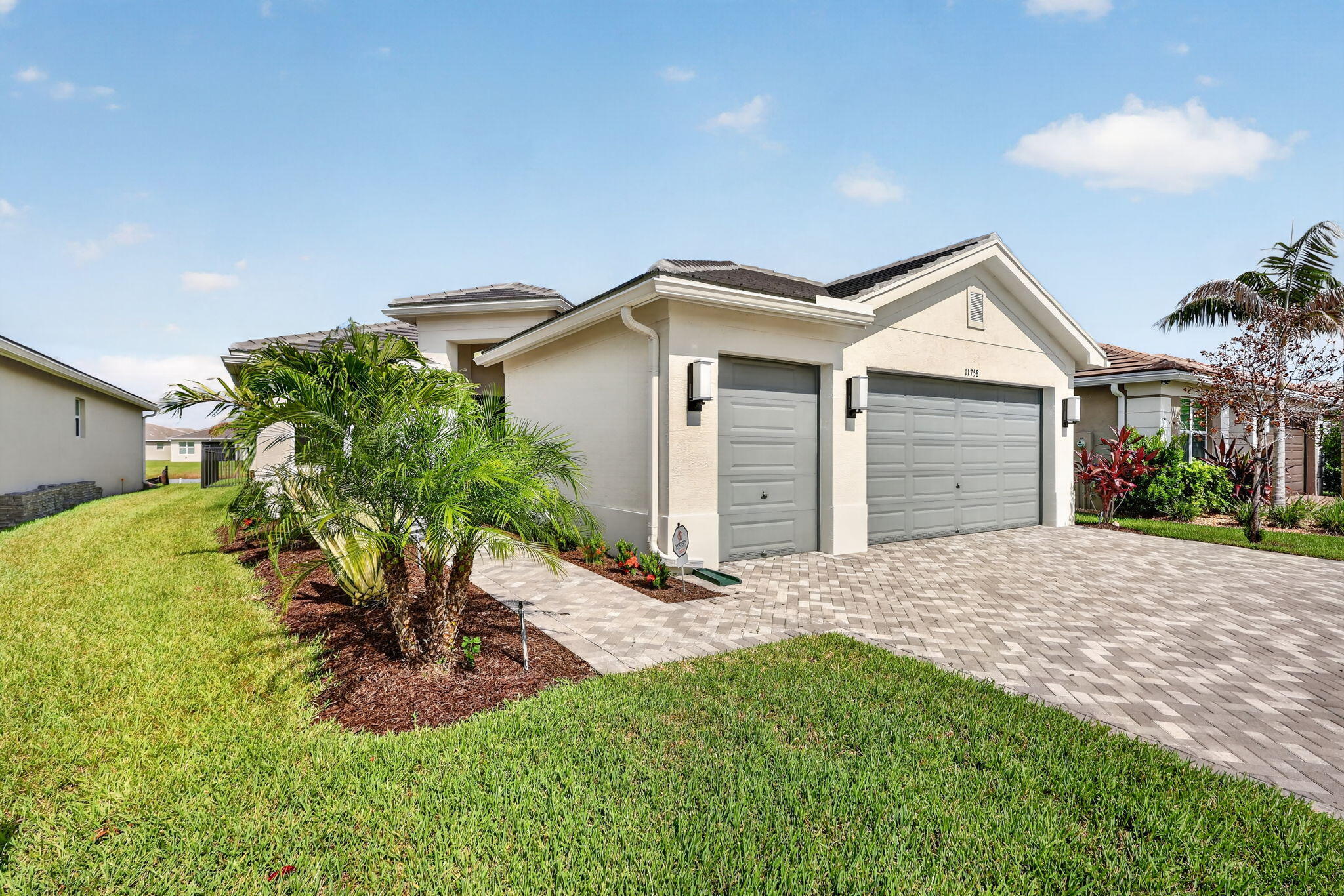 11758 SW Coral Cove Parkway — photo