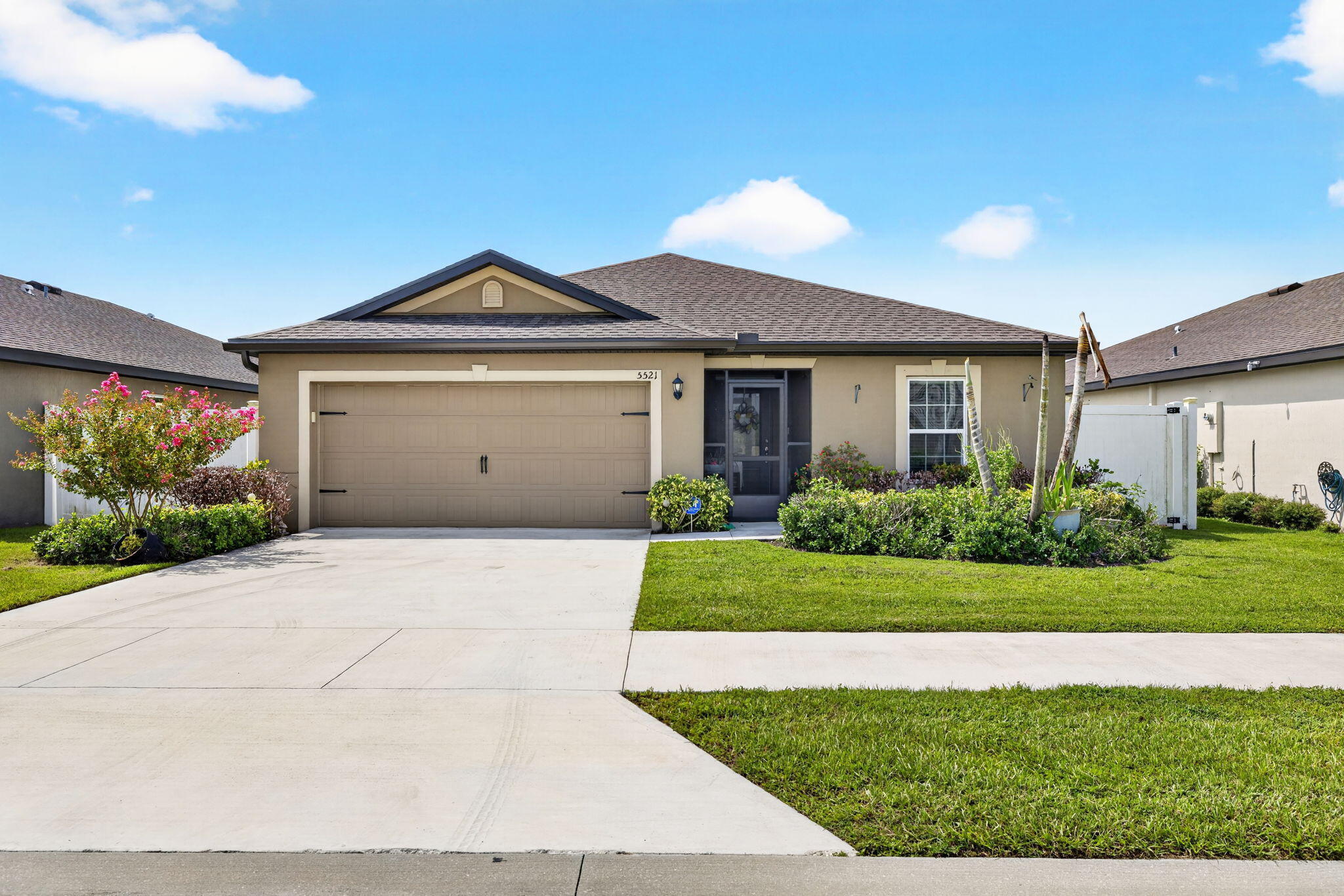 5521 Fantasy Drive — photo