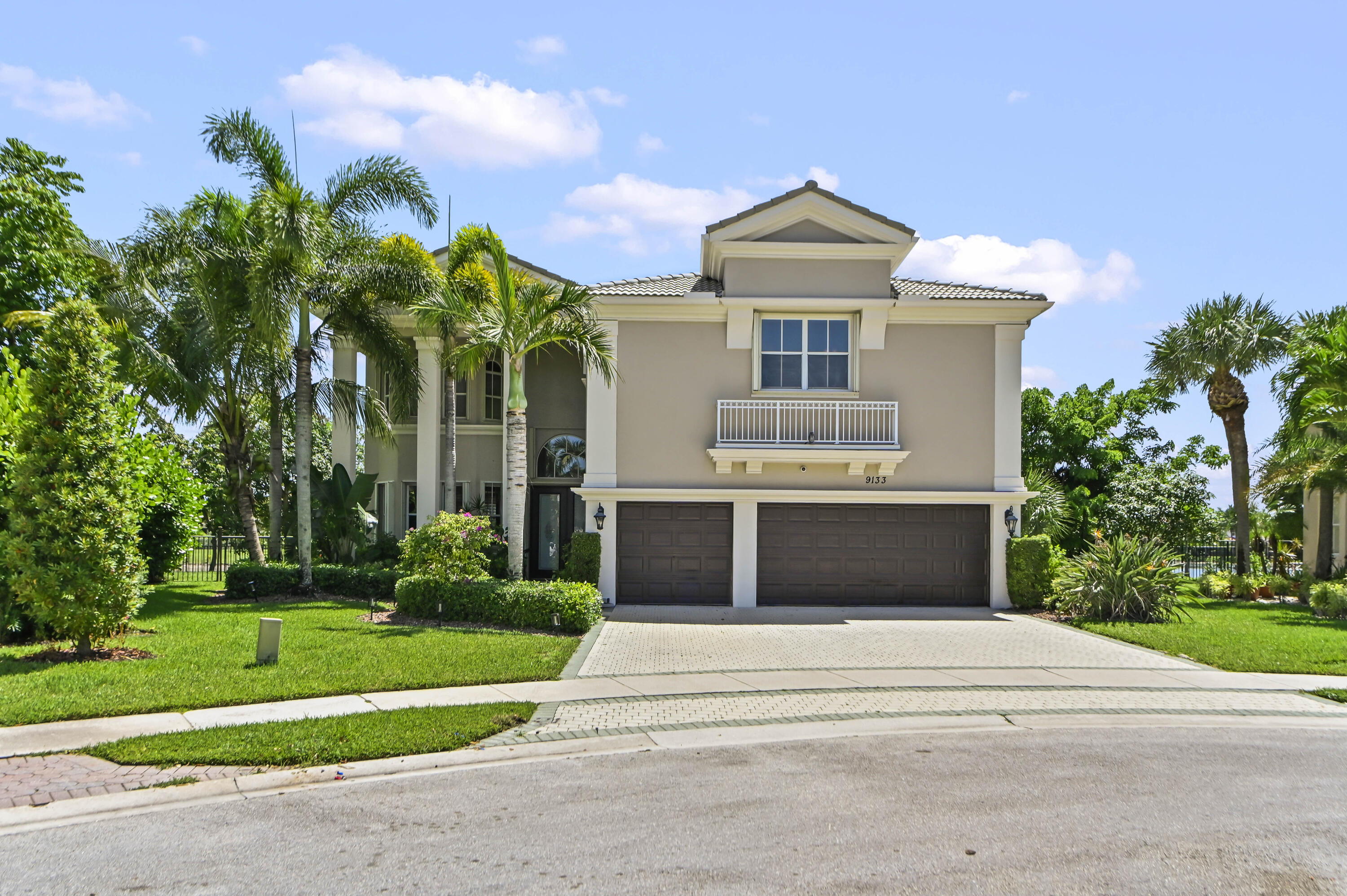 9133 Delemar Court — photo