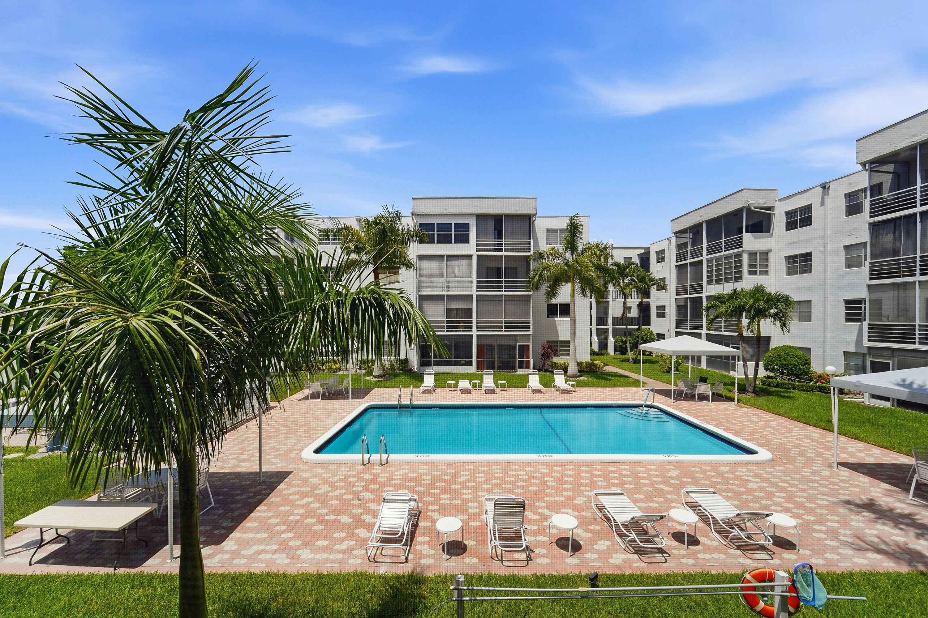 3000 E Sunrise Lakes Drive E 223 — photo