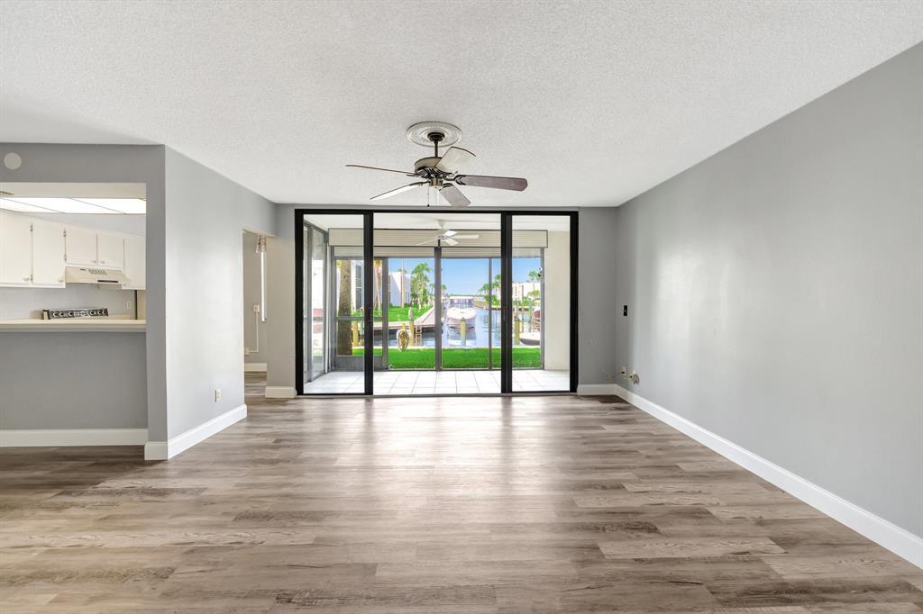 1950 SW Palm City Road 5-104 — photo