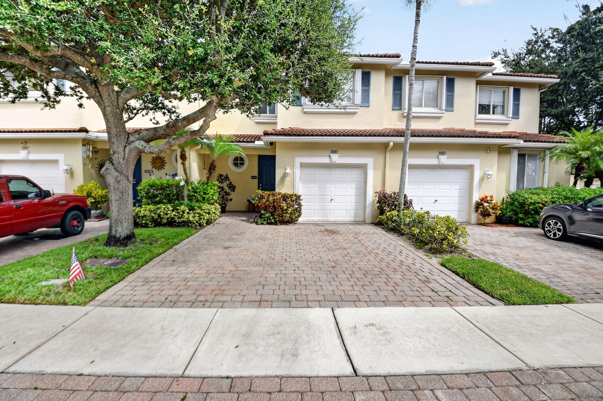 3085 N Evergreen Circle — photo