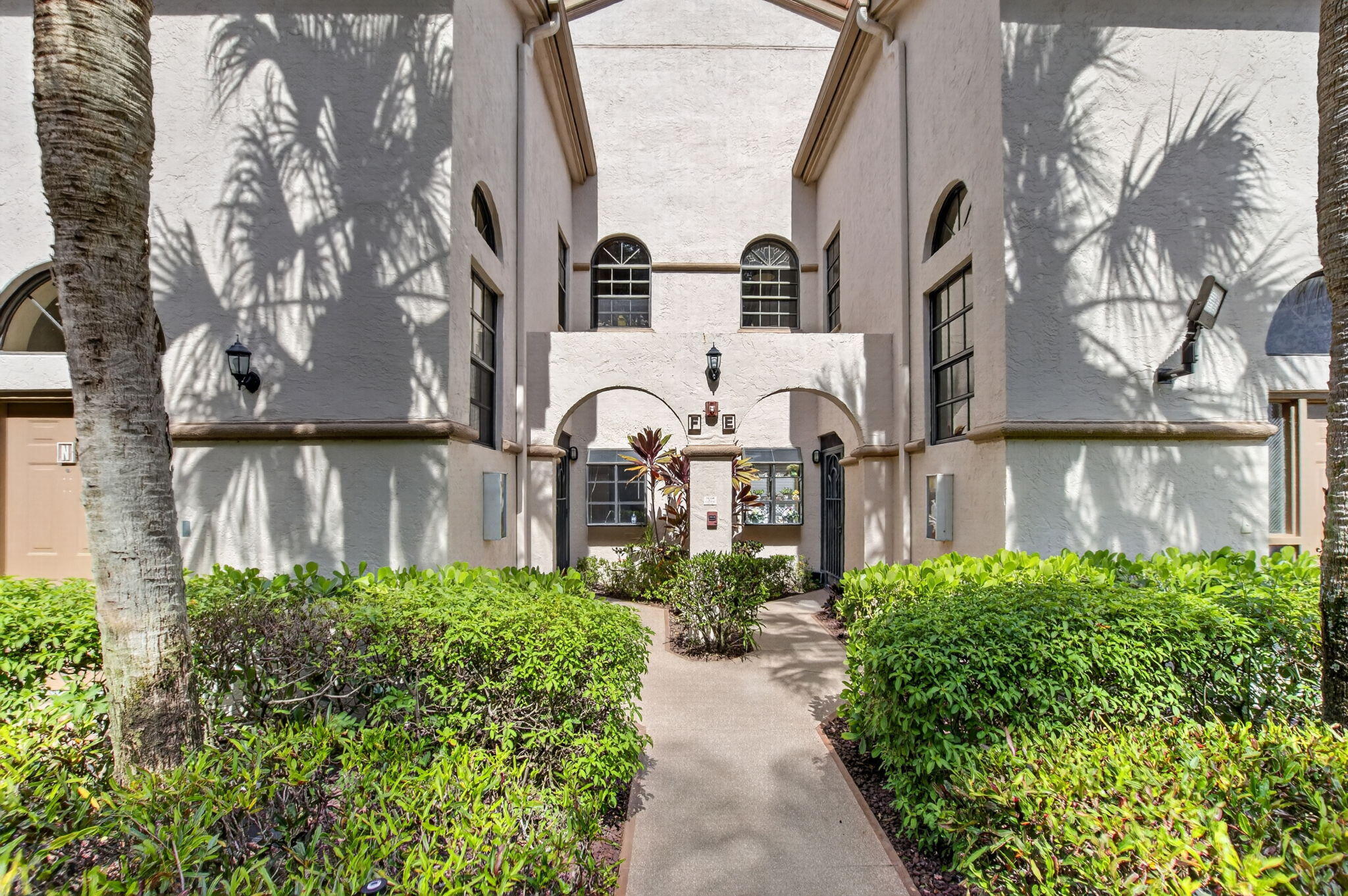 5187 Europa Drive F — photo