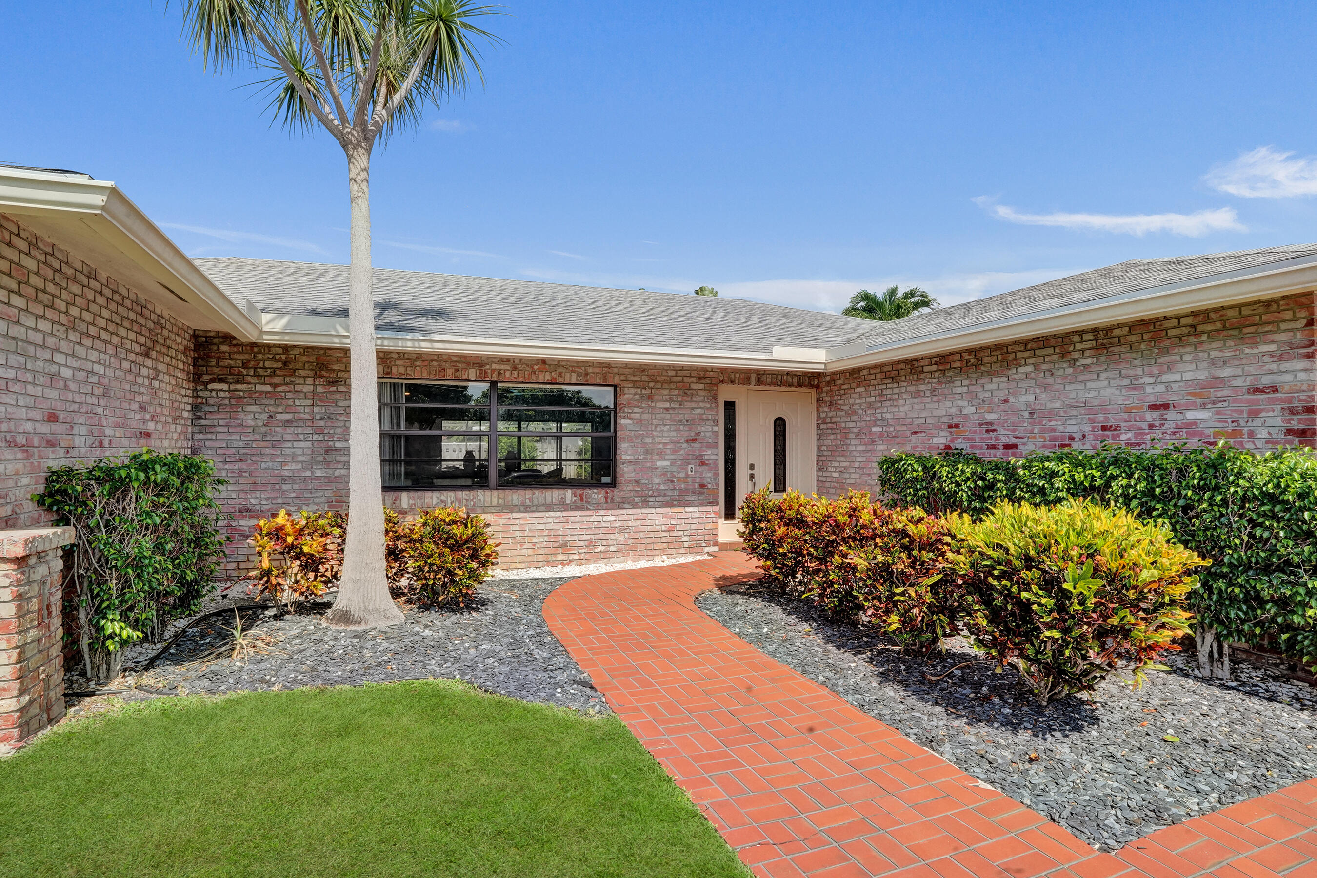 17679 Woodview Terrace, Boca Raton, FL 33487 — photo 2