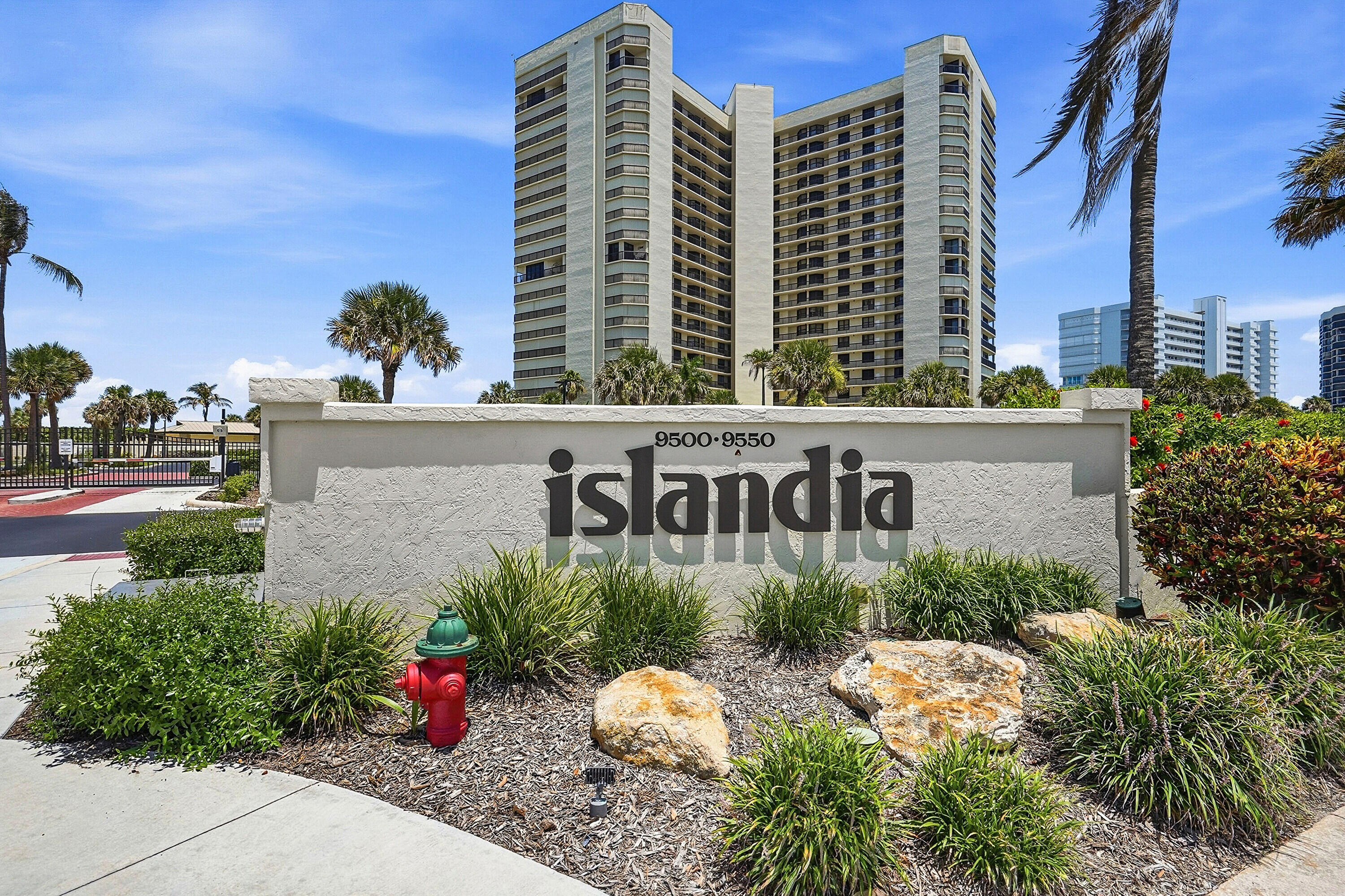 9550 S Ocean Drive 1702 — photo