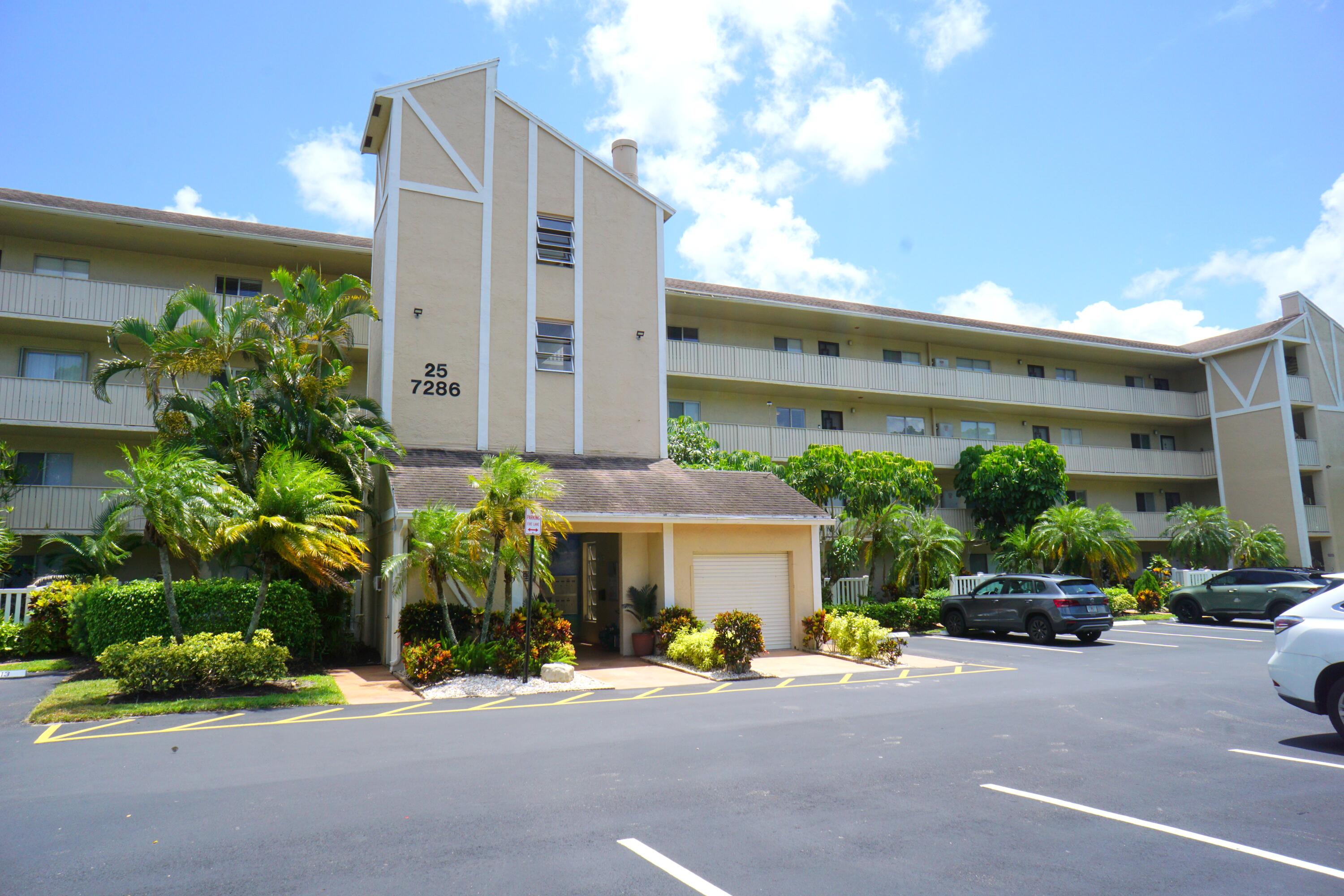 7286 Huntington Lane 306 — photo