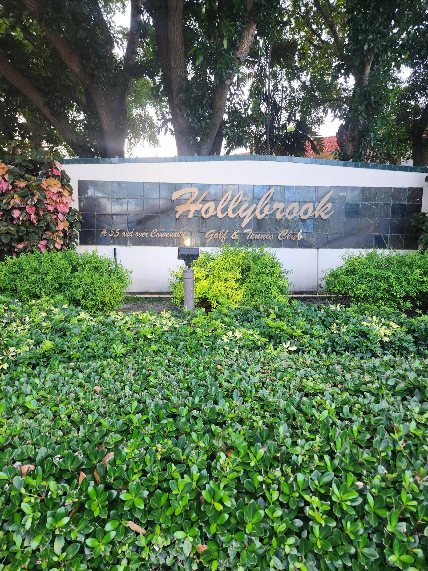 811 S Hollybrook Drive S 206 — photo