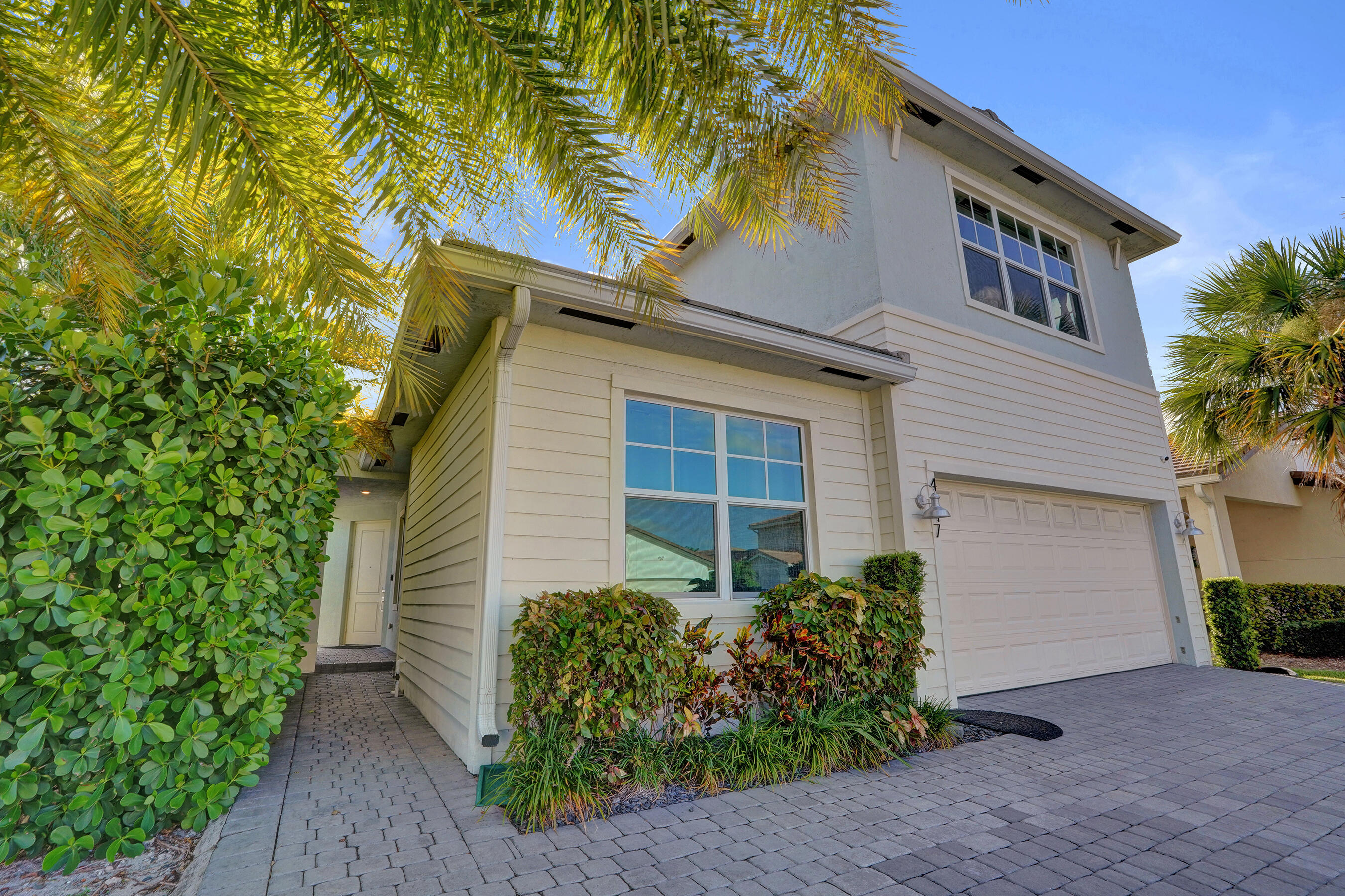 4147 Rosa Drive — photo