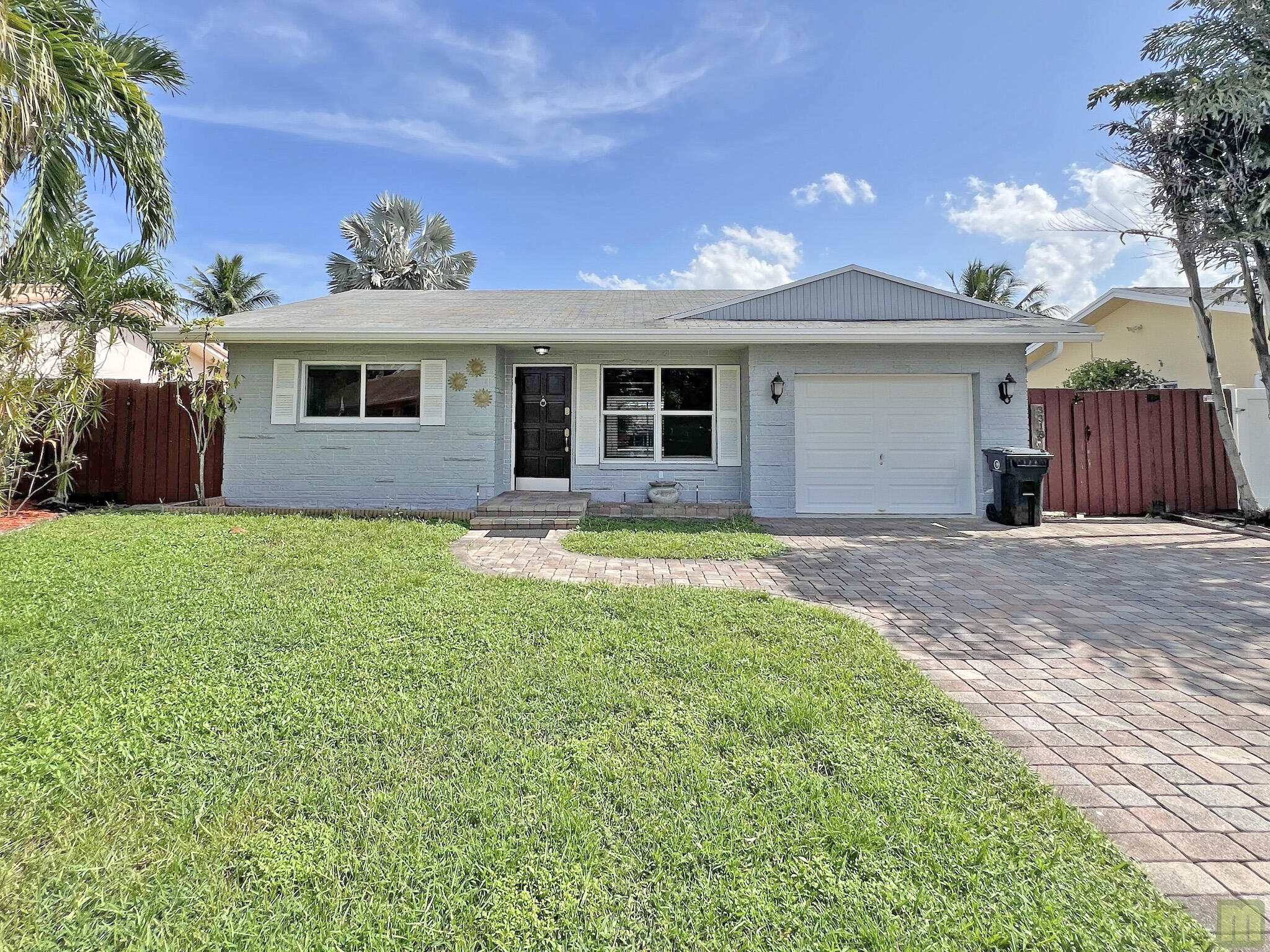 3318 NW 68th Court — photo
