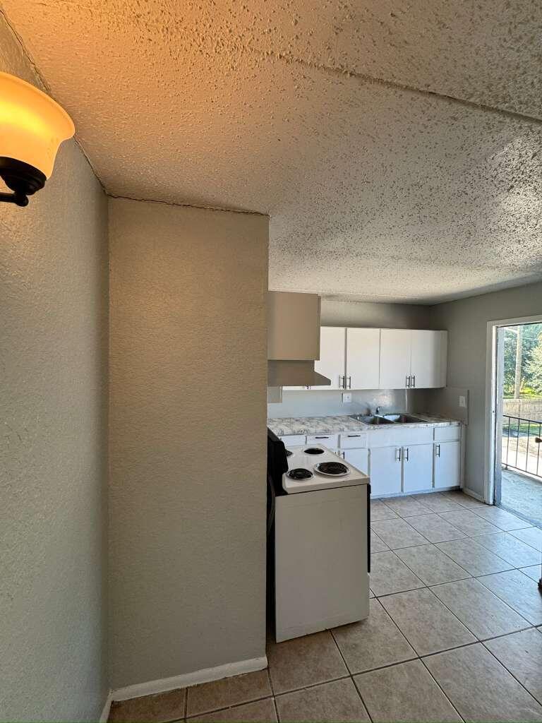 5141 Shenandoah Avenue 79 — photo