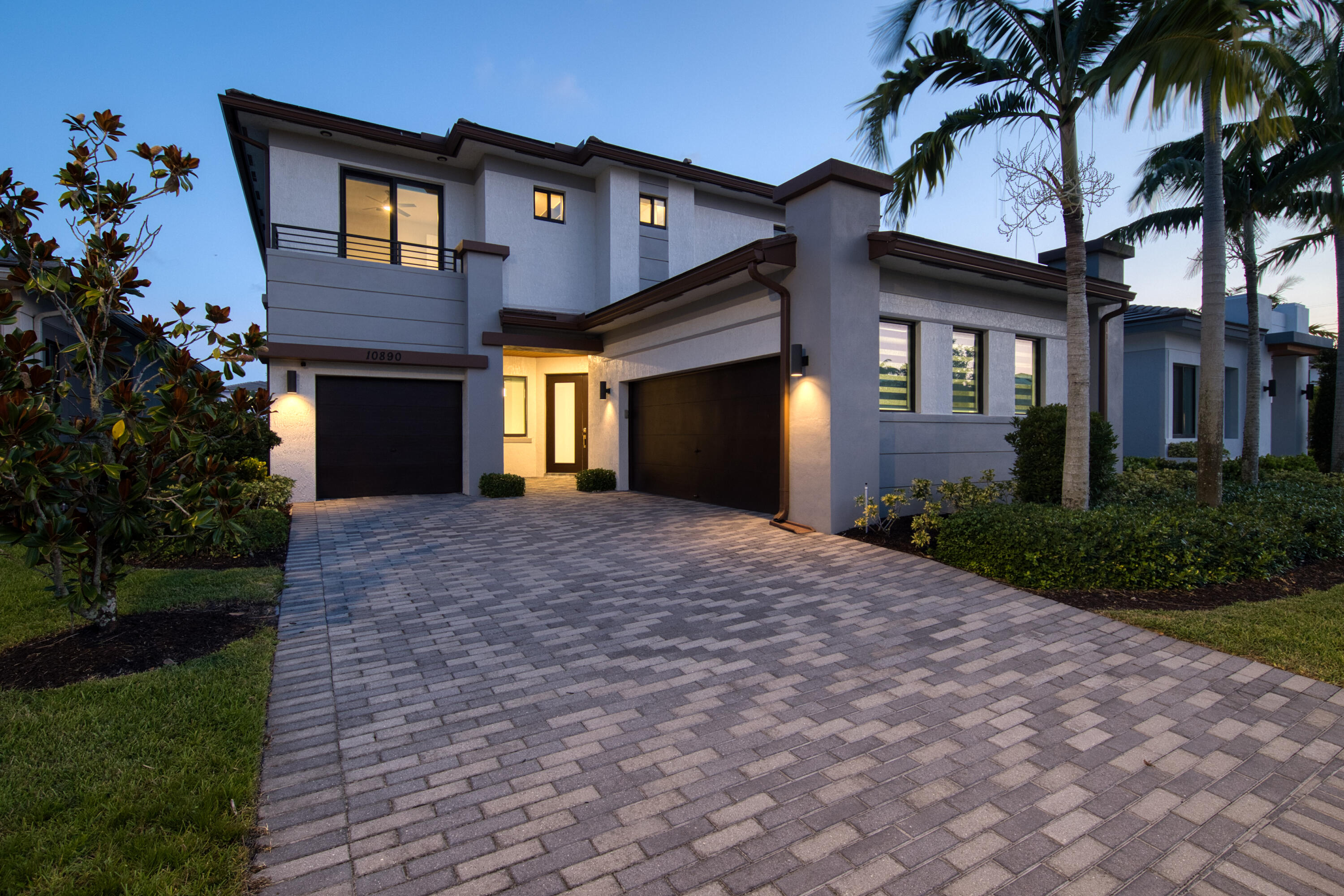 10890 Windward Street — photo