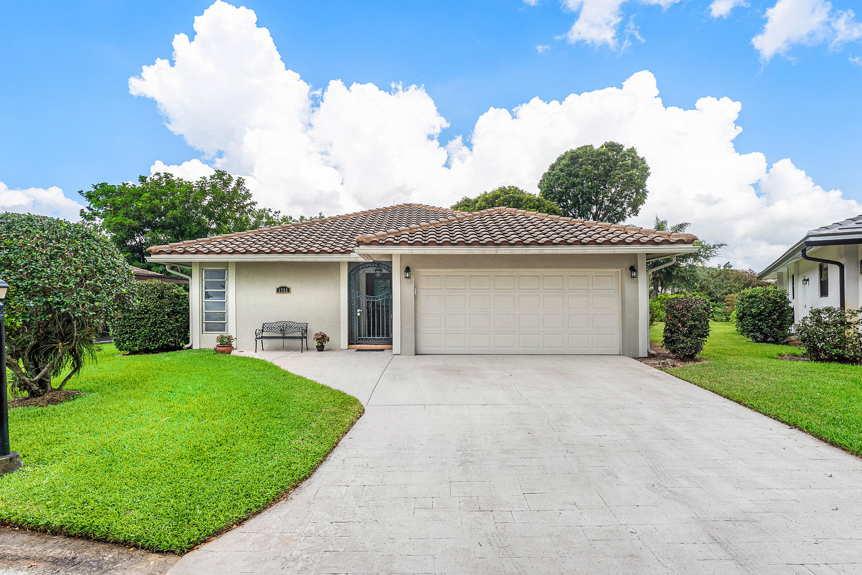 1752 Riverwood Lane — photo