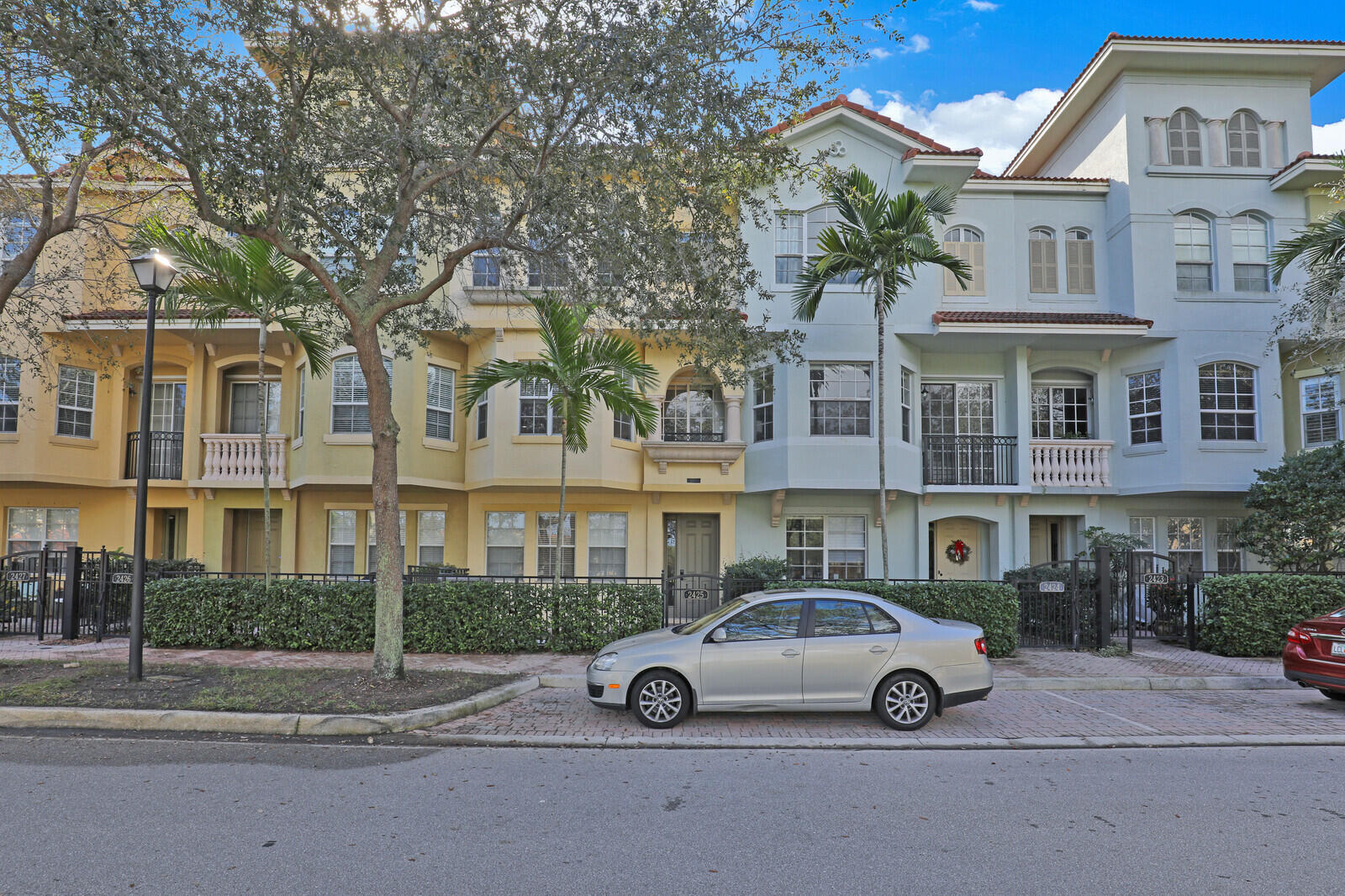 2425 San Pietro Circle — photo