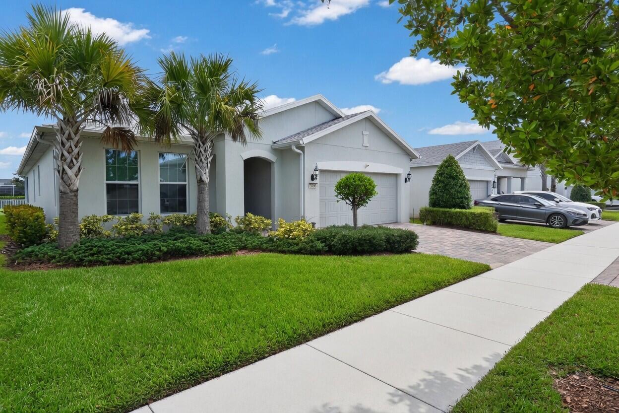 10430 SW Captiva Drive — photo