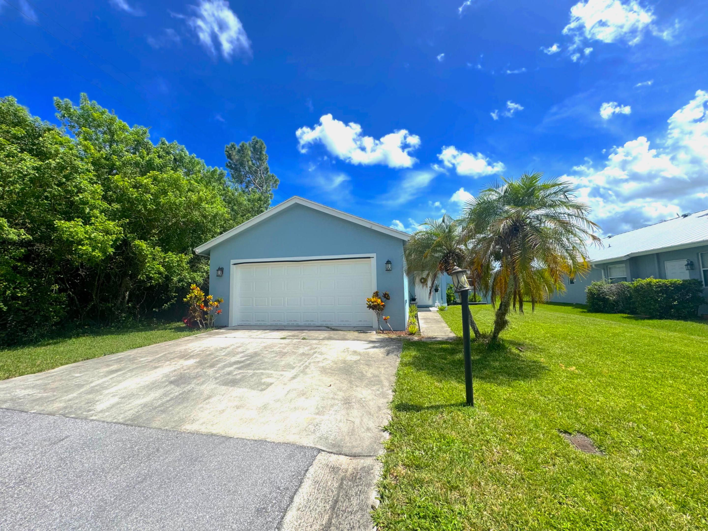 2414 SW Regency Road — photo