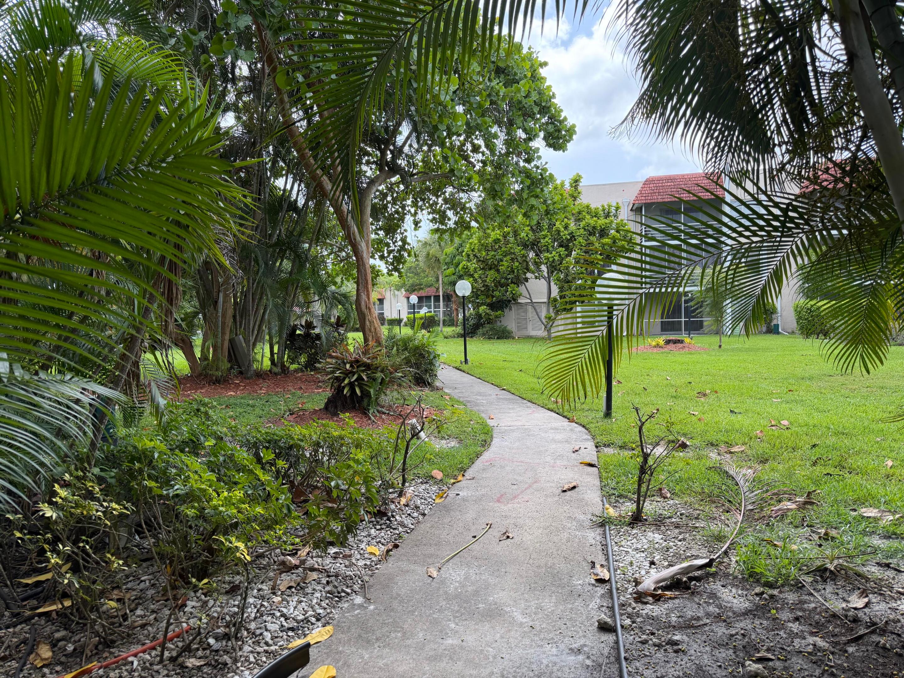 3511 Inverrary Drive 208 — photo