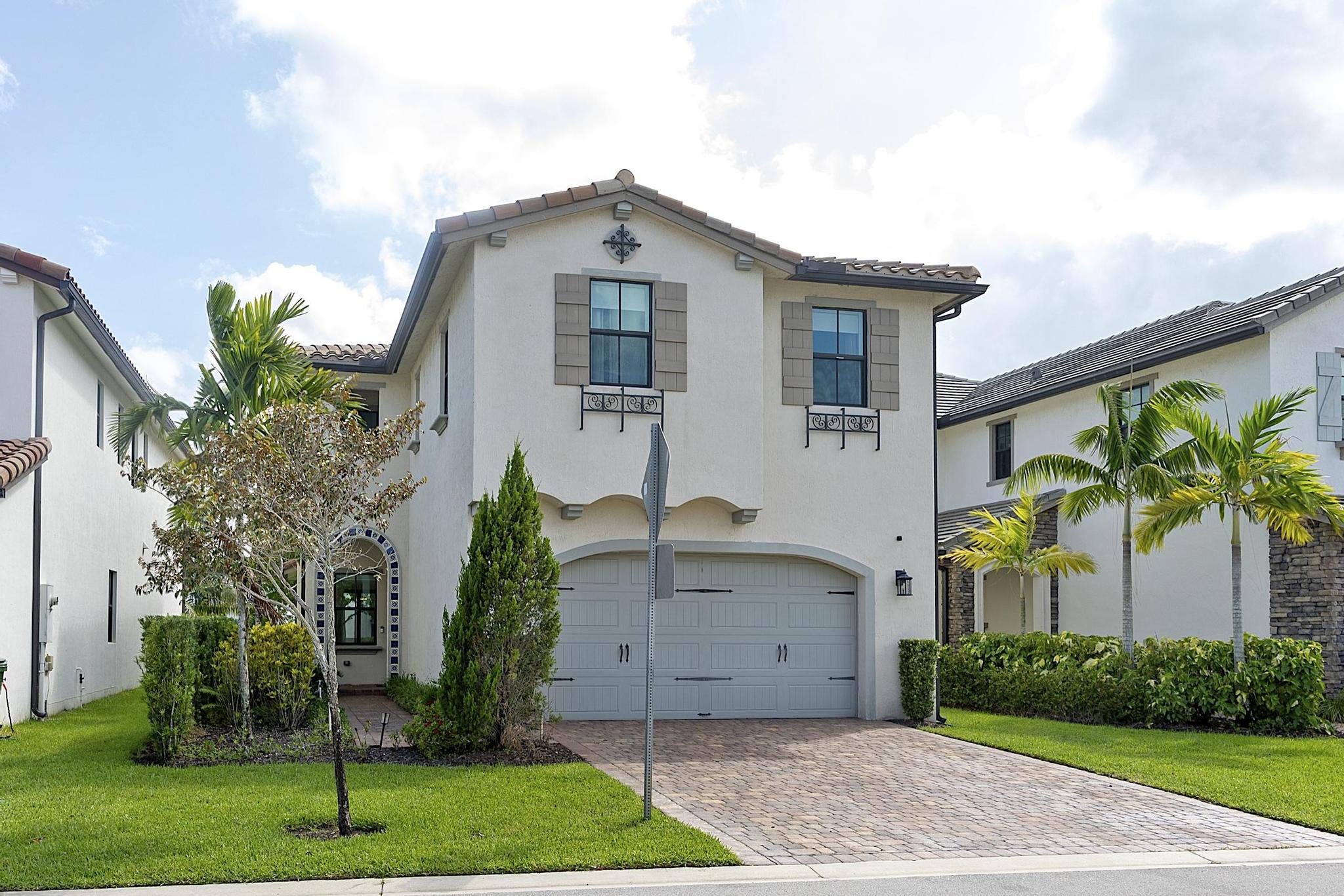 11824 SW 13th Court — photo