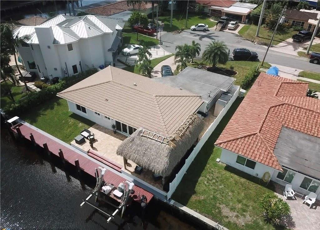 361 SE 9th Court — photo
