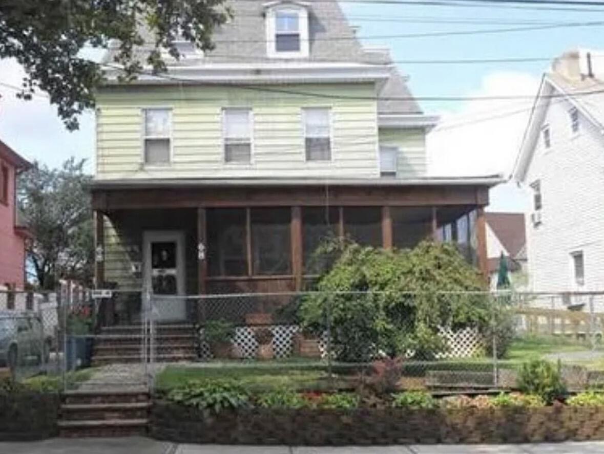 68 Taylor Street — photo