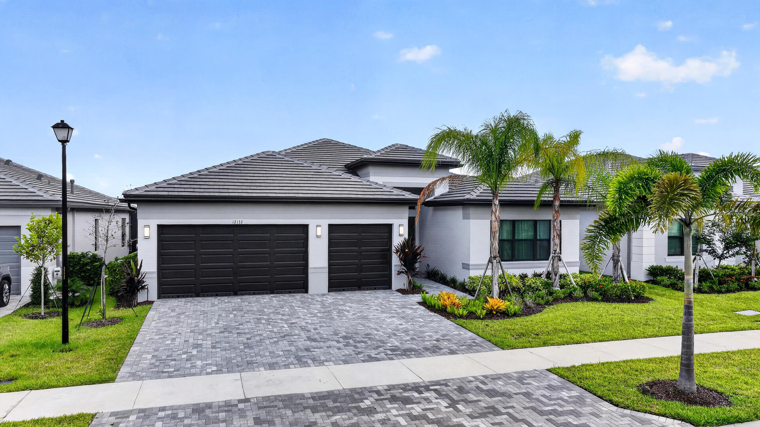 12132 SW Willowy Way — photo