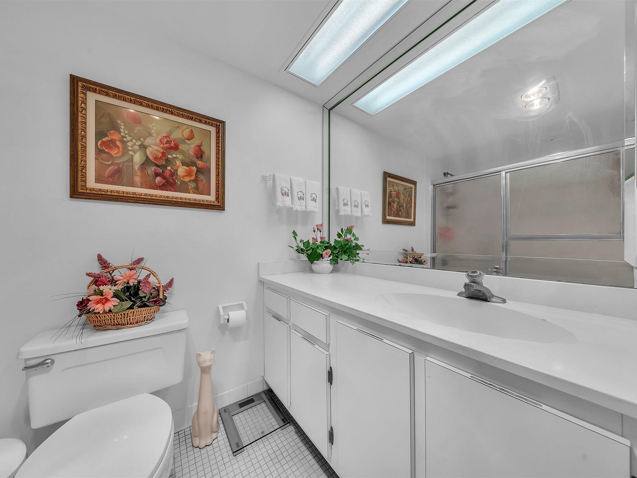 4030 W Palm Aire Drive 503 — photo