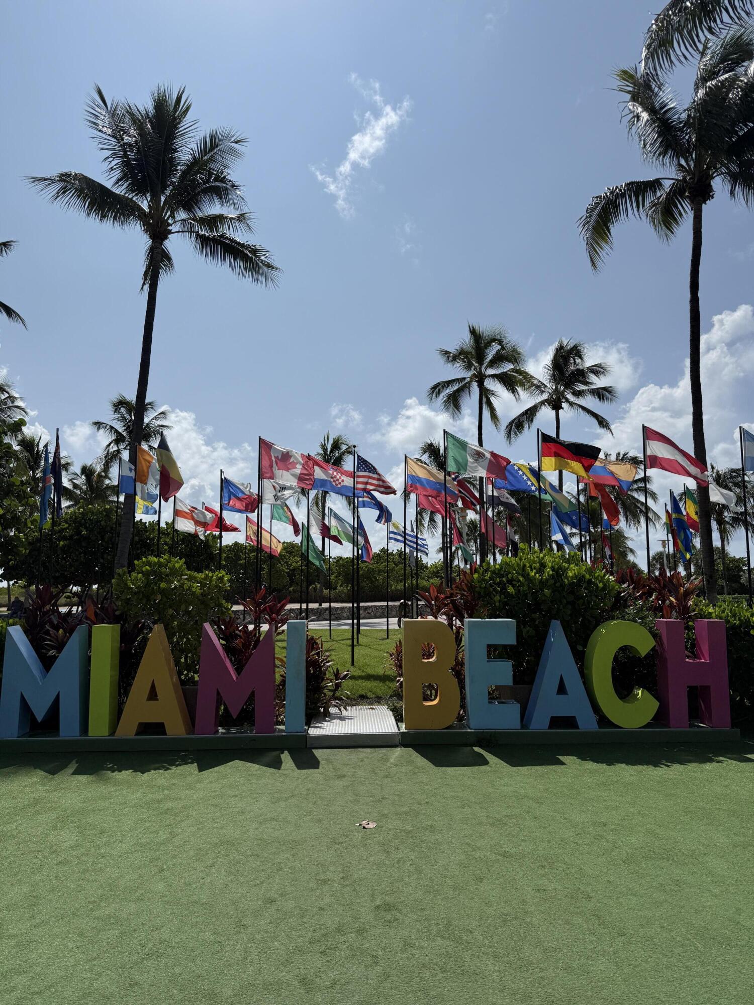 465 Ocean Drive 320 — photo