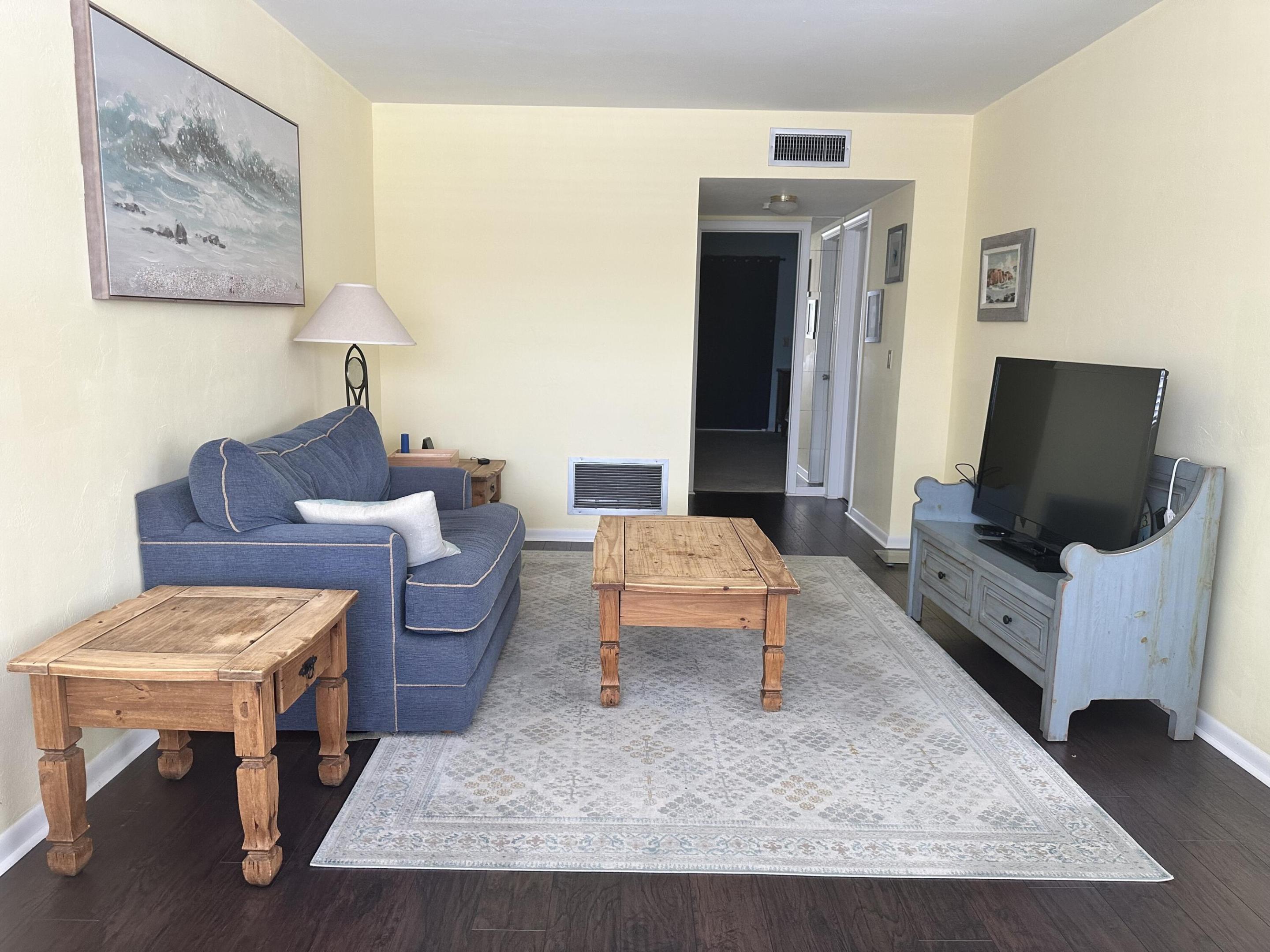 3080 Lake Osborne Drive 206 — photo