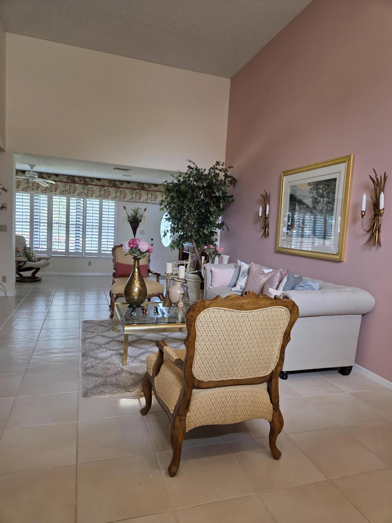 10727 Ladypalm Lane B — photo