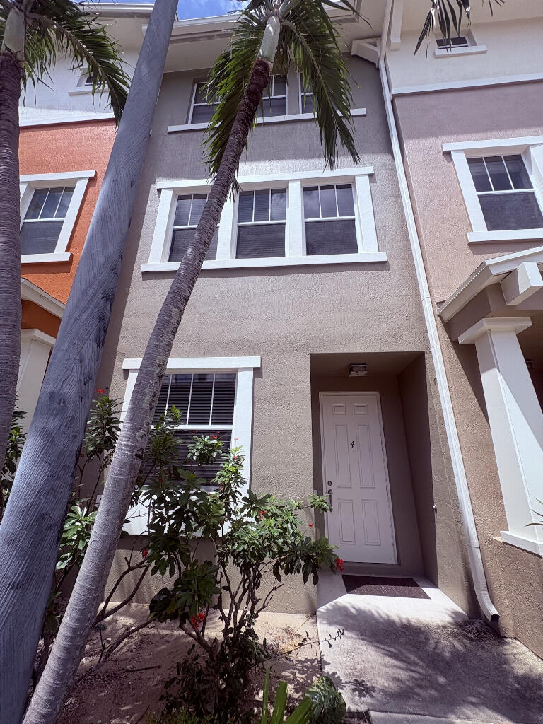 1740 San Benito Way 4 — photo