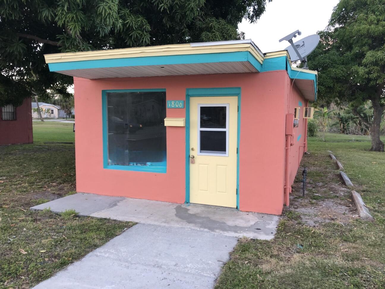 1806 Avenue D, Fort Pierce, FL — photo