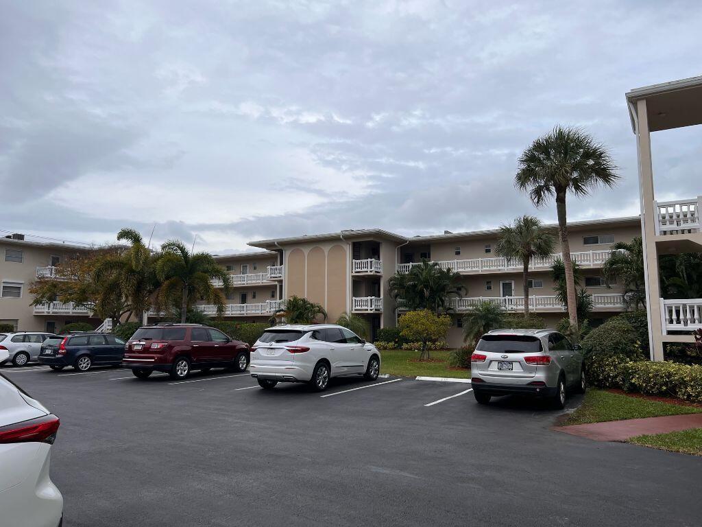 2811 S Garden Drive S 308 — photo