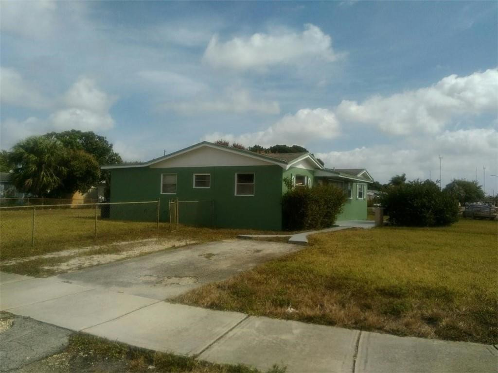 2951 NW 208th Terrace — photo