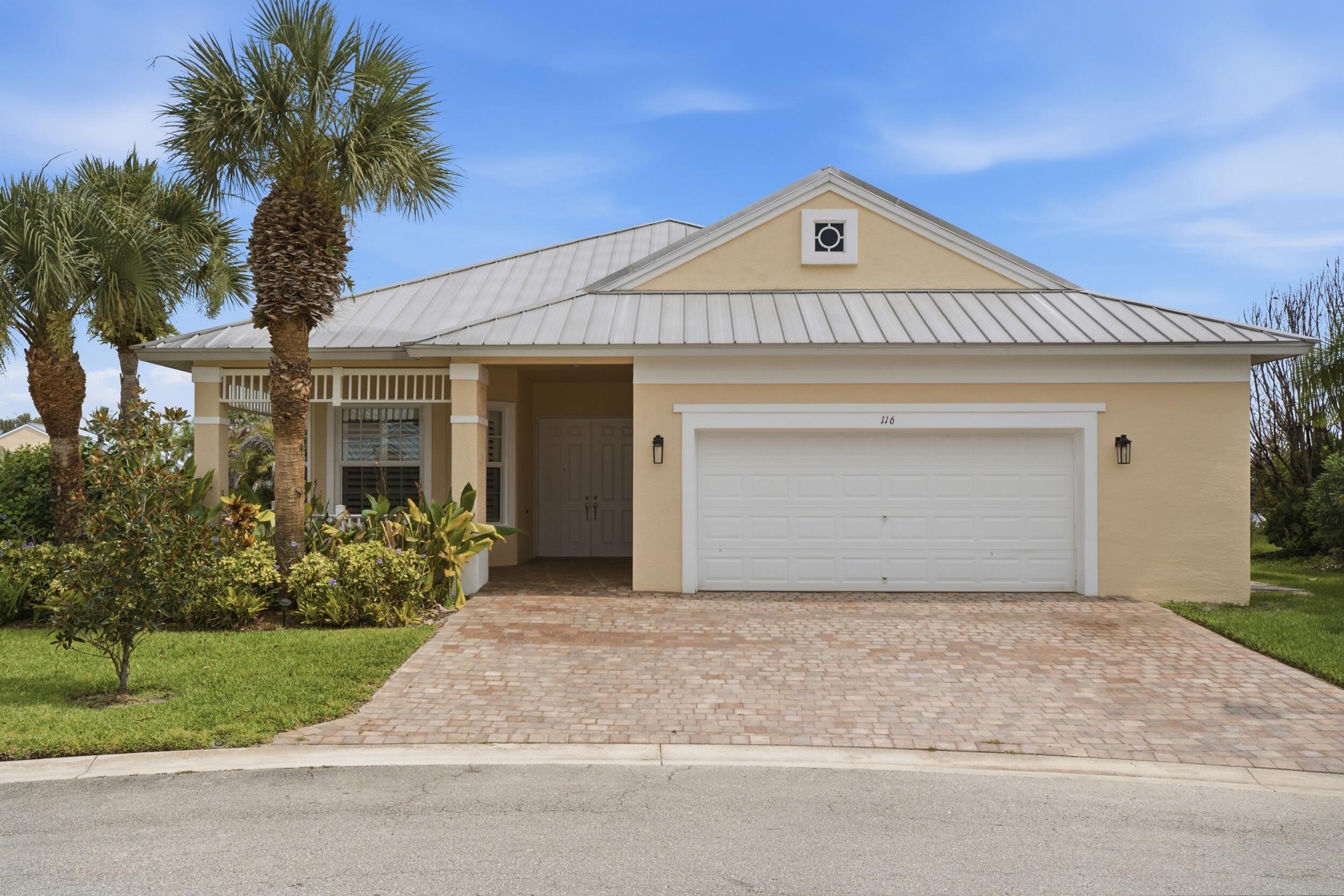 116 NW Summerville Court — photo