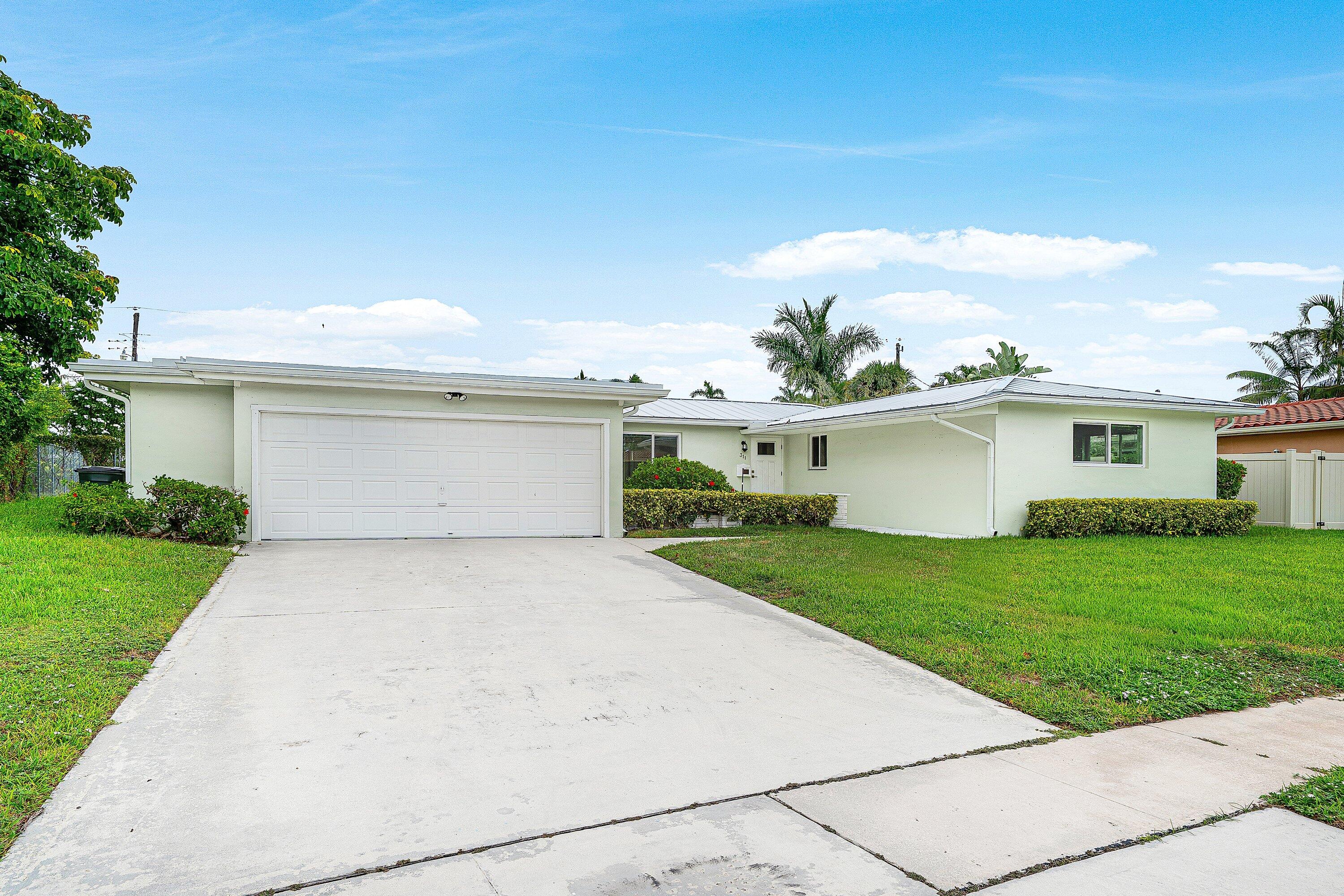 311 NE 23rd Way, Boca Raton, FL 33431 — photo 2