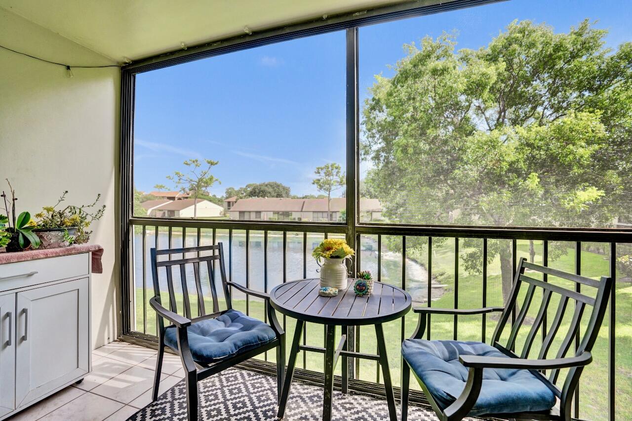 608 Sea Pine Way E2 — photo