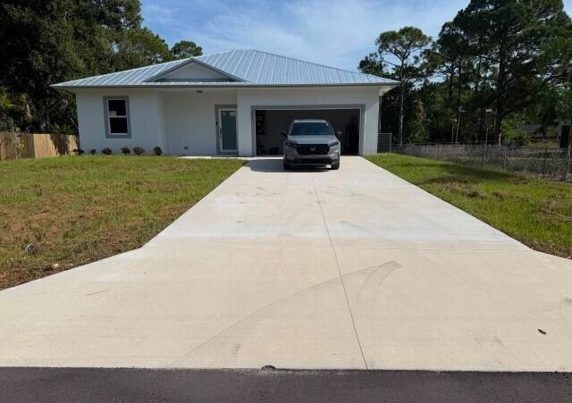 281 Bali SE — photo