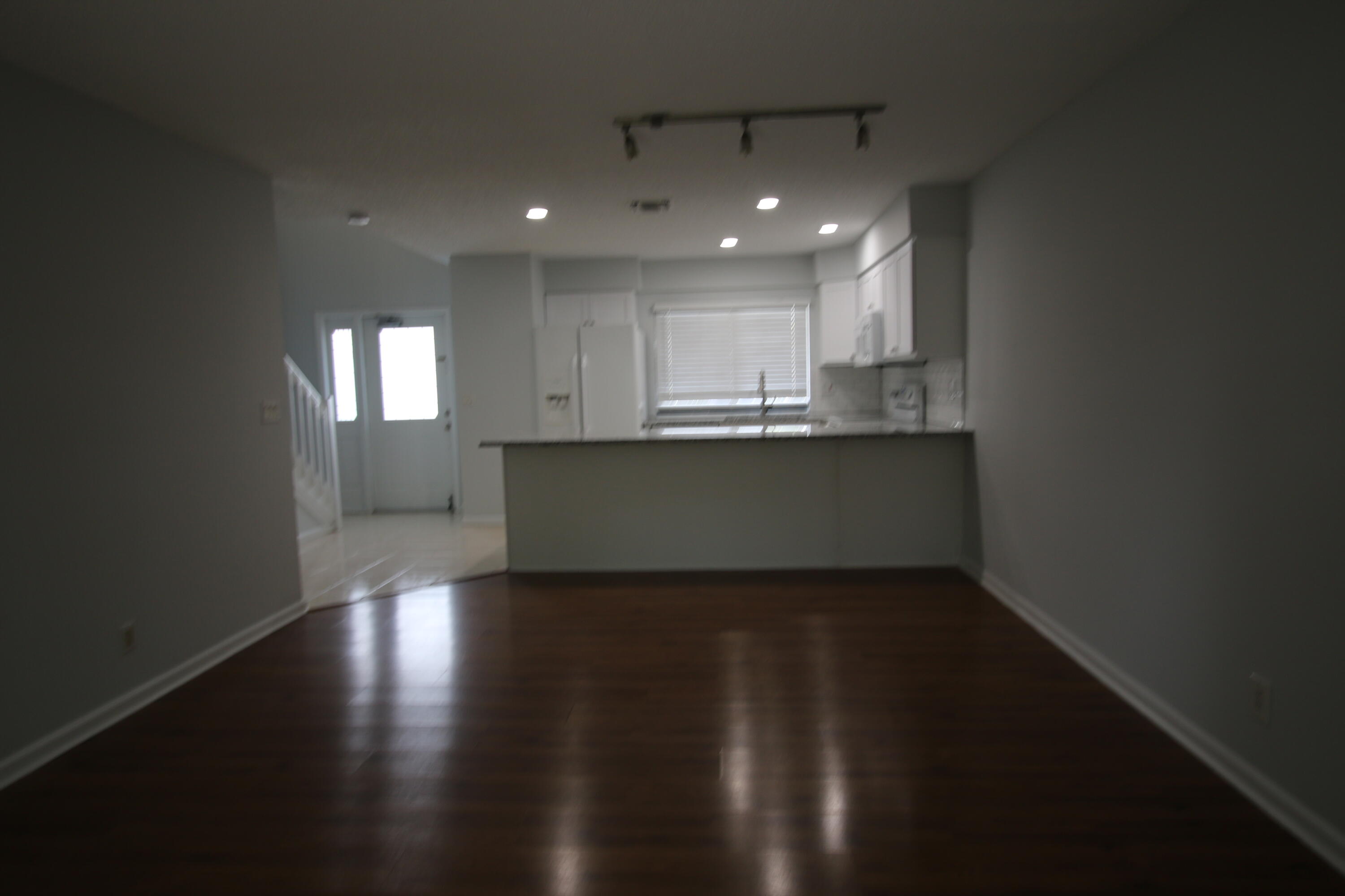 324 W Pine Street 13 — photo