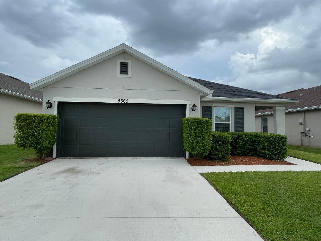 5565 NW Pine Trail Circle — photo