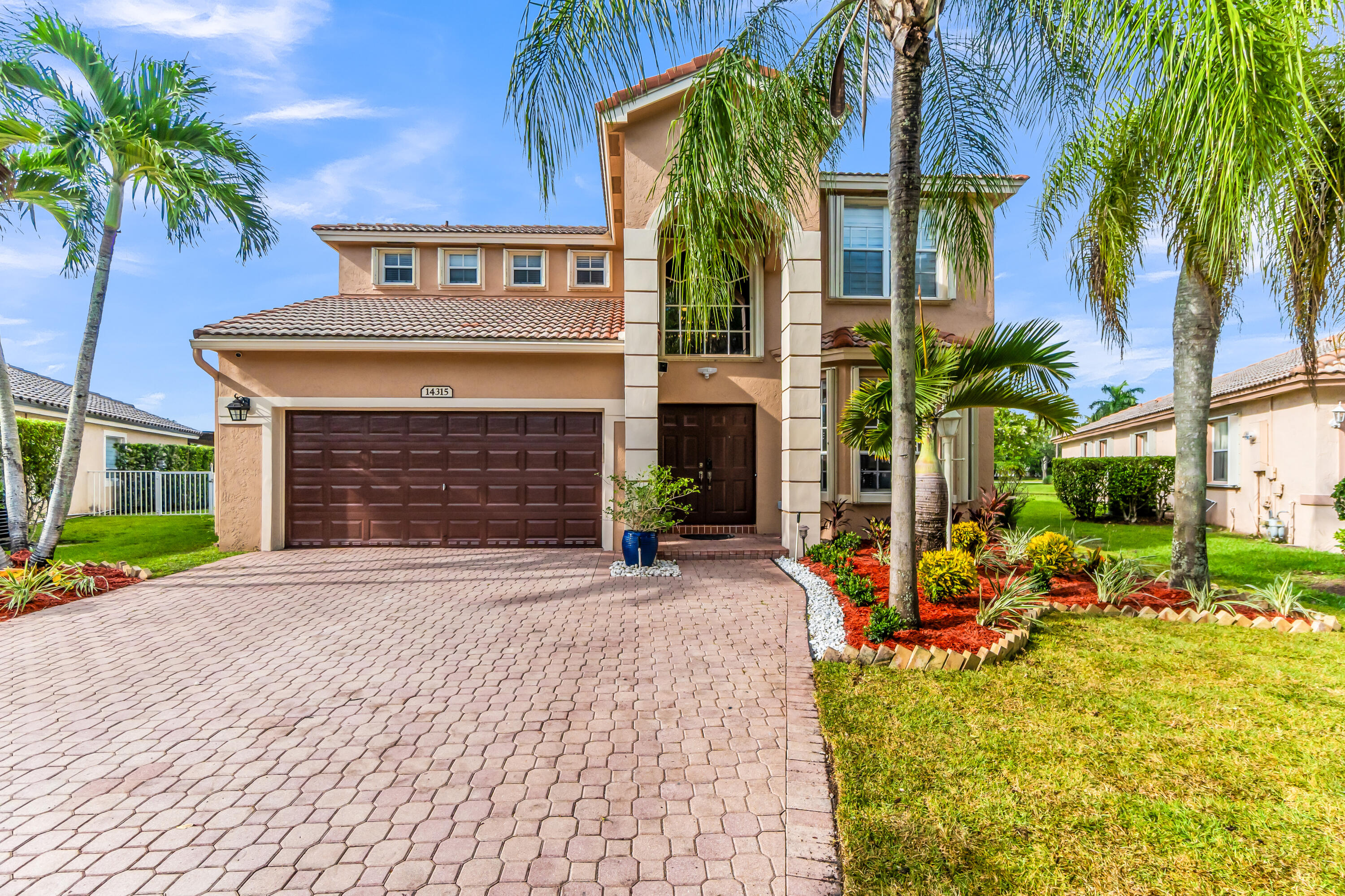 14315 NW 16th Court — photo