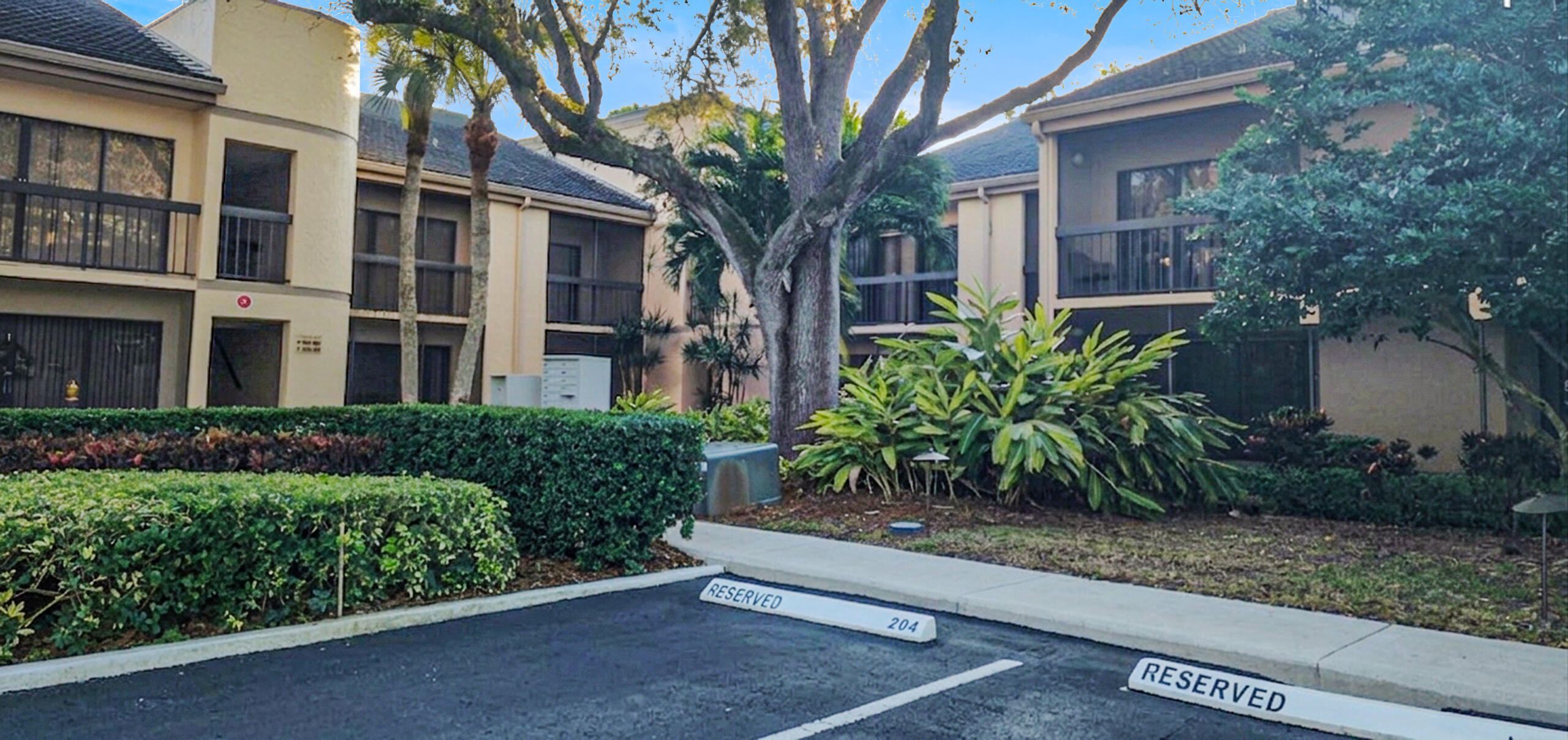 9460 Meadowood Drive 203 — photo