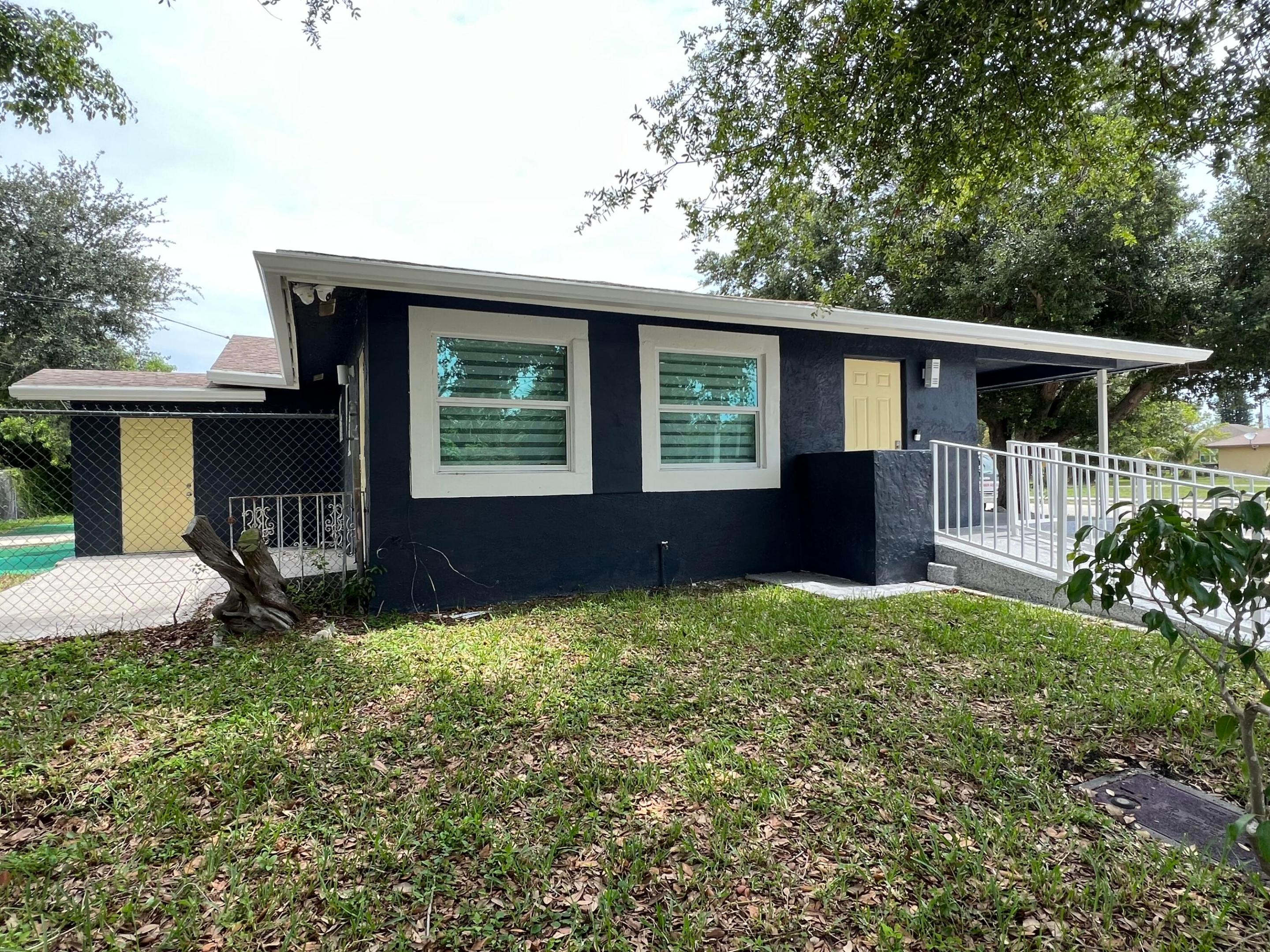 601 NW 2nd Street 1 — photo