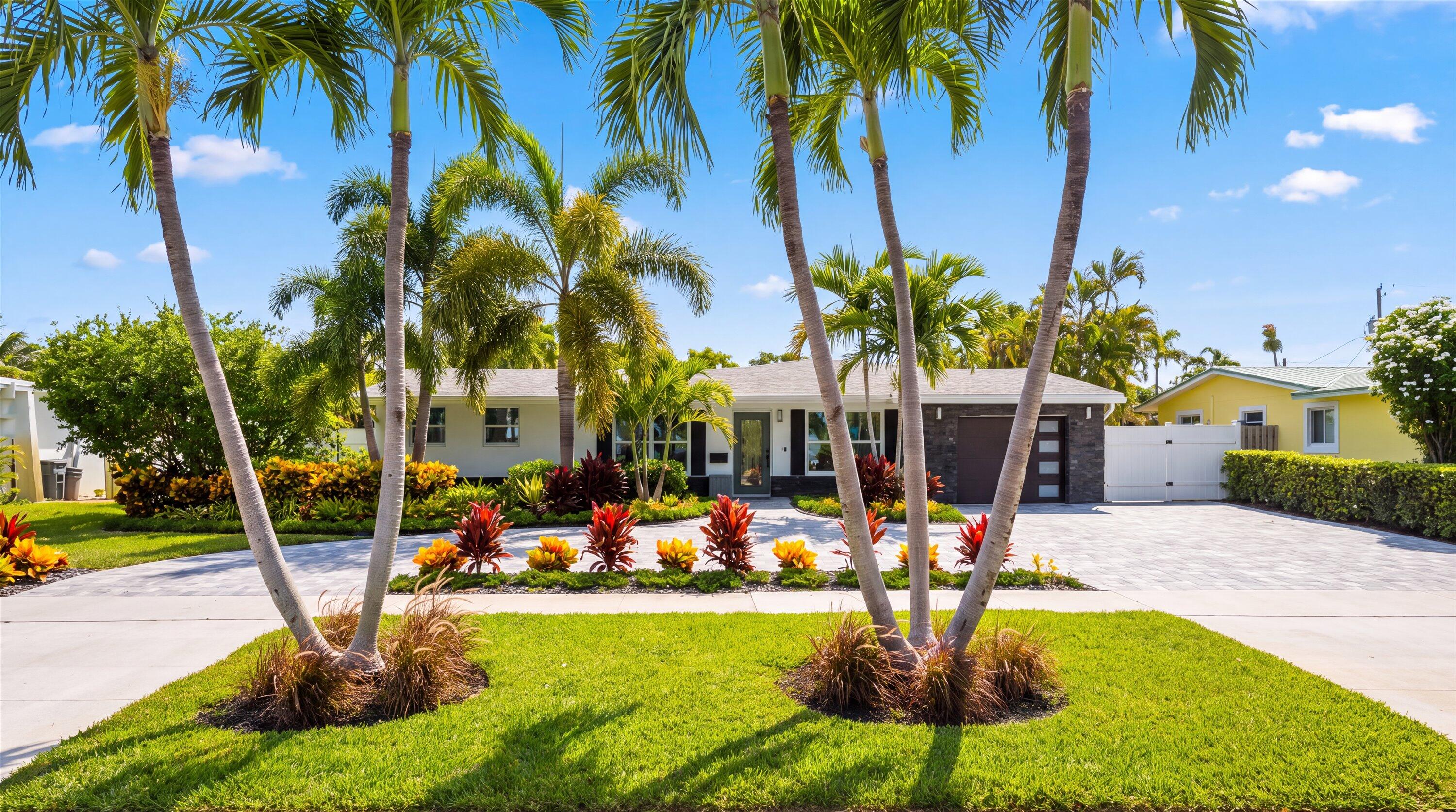 765 Lagoon Drive — photo