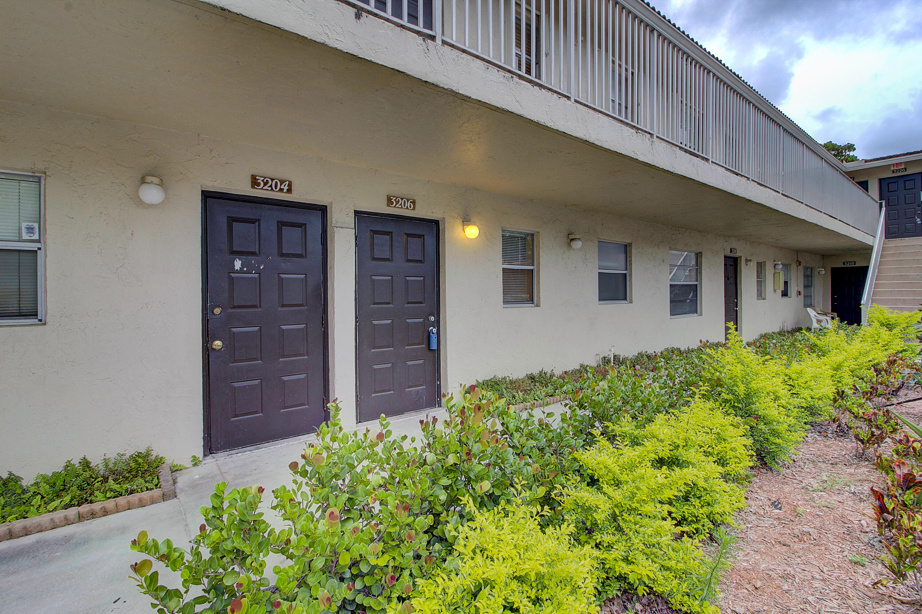 3206 SW Coral Ridge Drive 3206 — photo