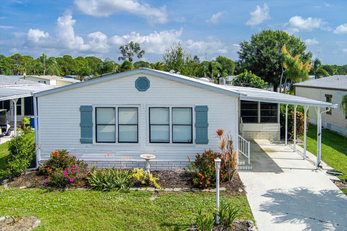 222 Sandy Bottom Place — photo