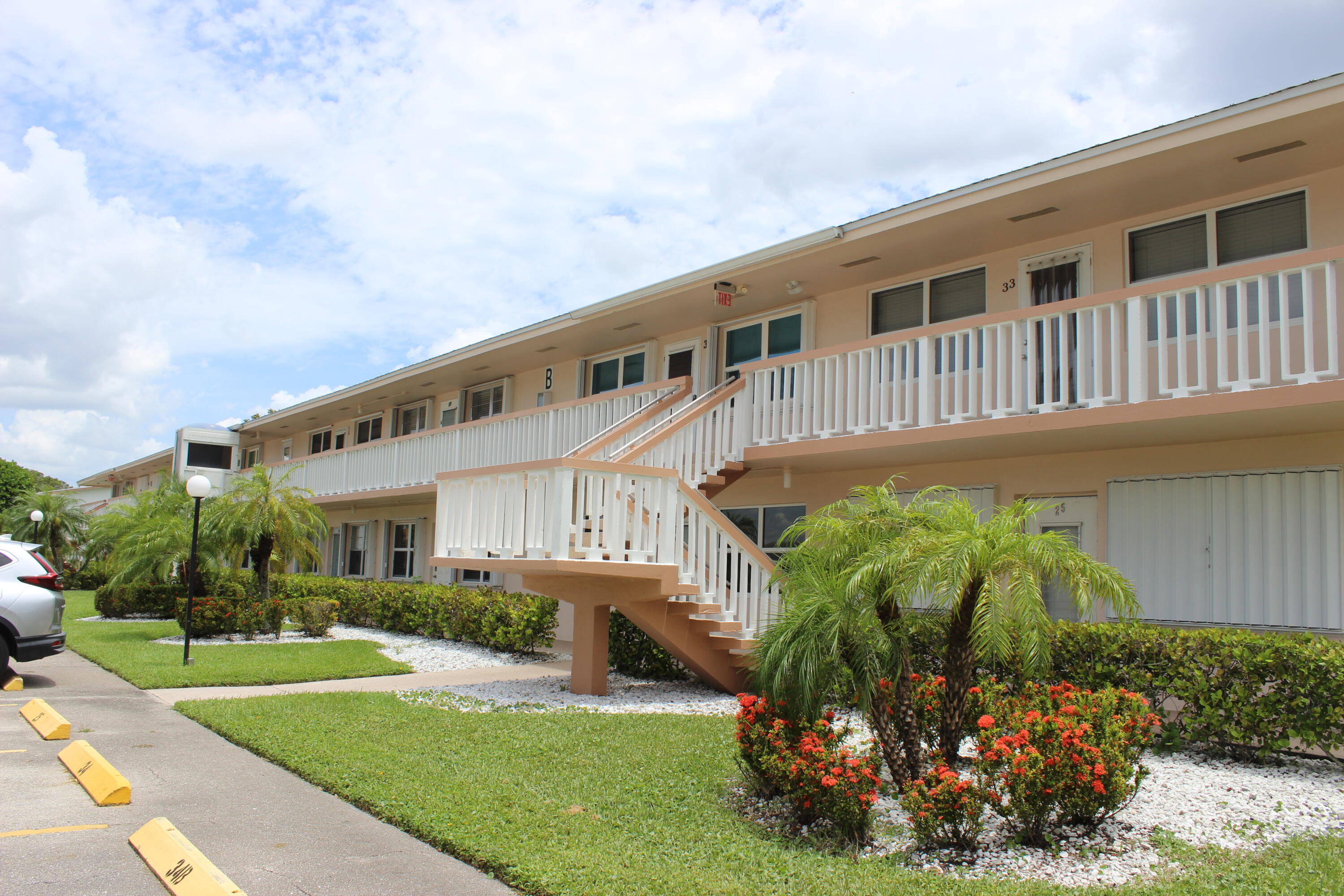 35 Somerset B 35 — photo
